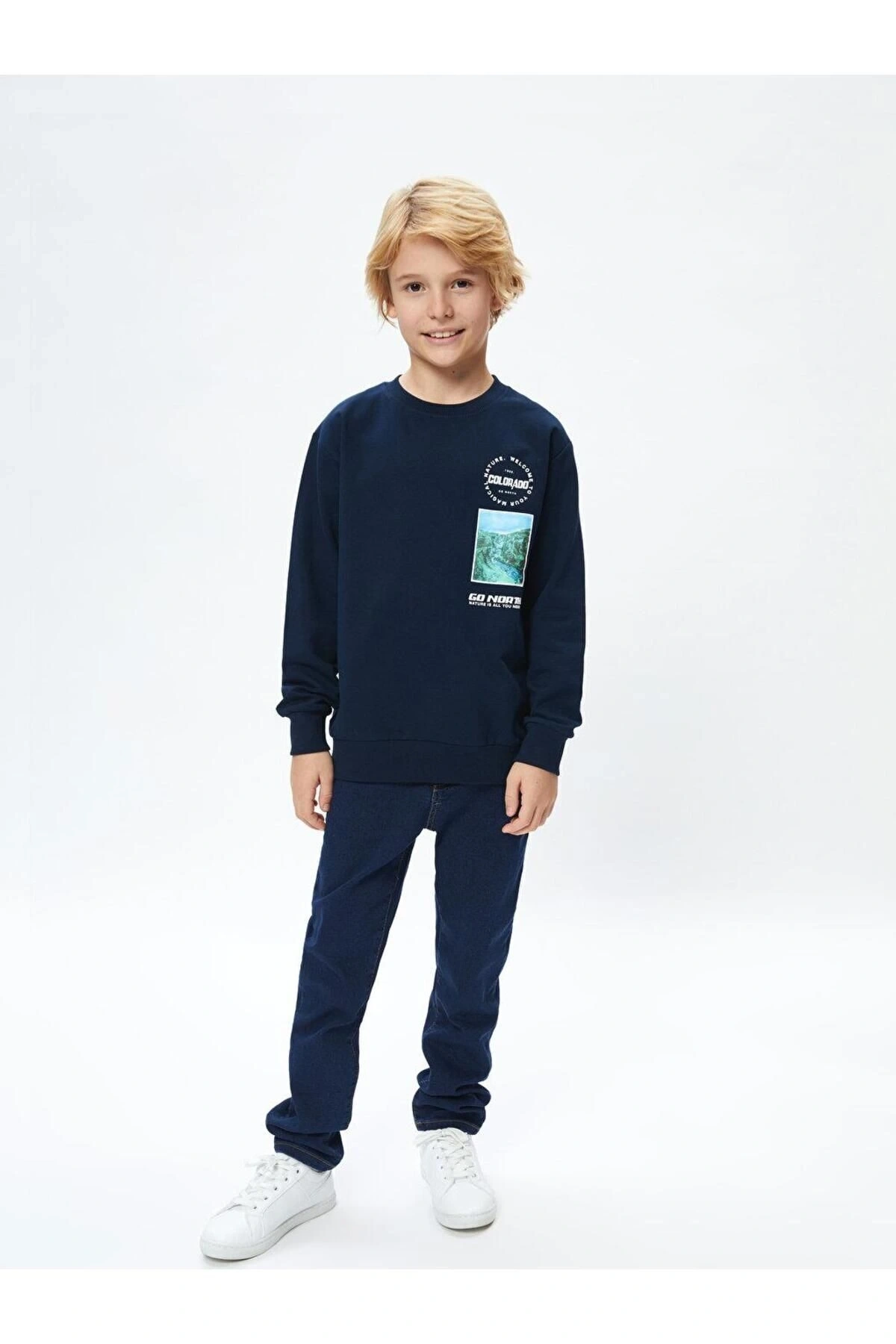 LCW Kids Rahat Kalıp Bisiklet Yaka Baskılı Erkek Çocuk Sweatshirt