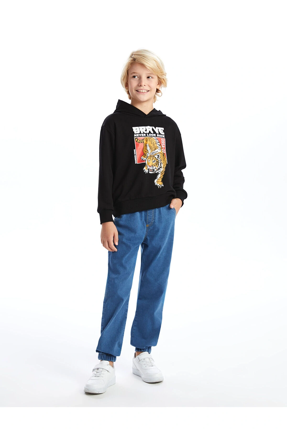 Lcwk Kapüşonlu Erkek Çocuk Sweatshirt