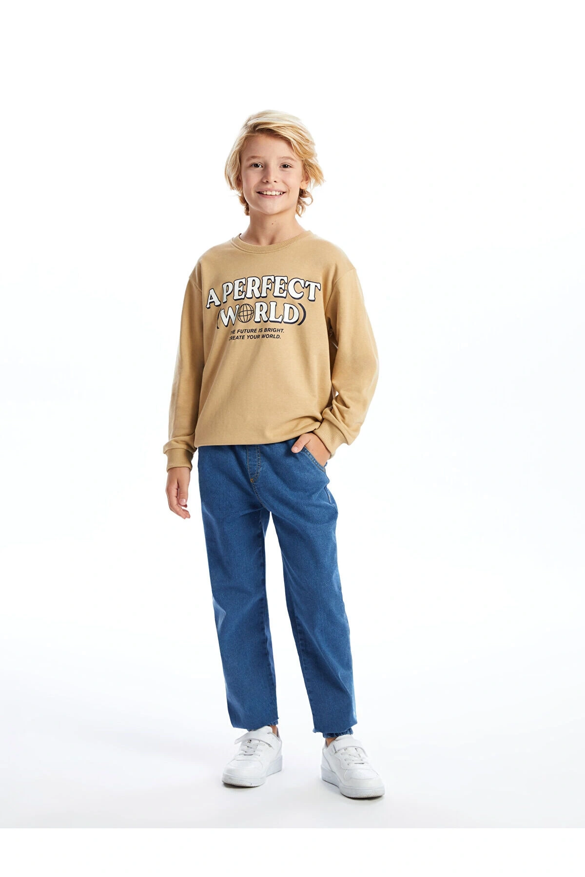 Lcw Bisiklet Yaka Baskılı Uzun Kollu Erkek Çocuk Sweatshirt