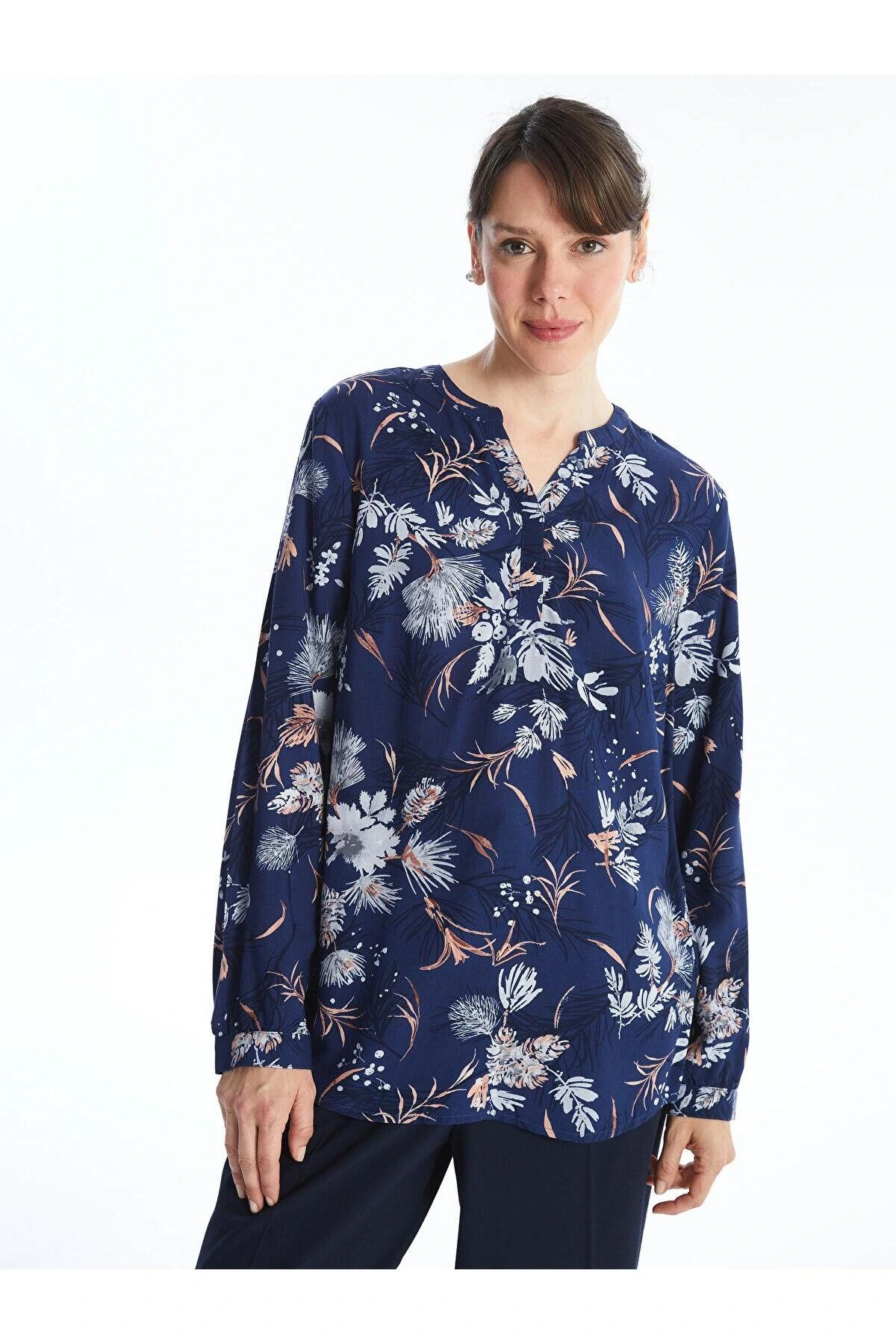 Lcw Grace Baskılı Kaçık Yaka Çiçekli Uzun Kollu Kadın Bluz