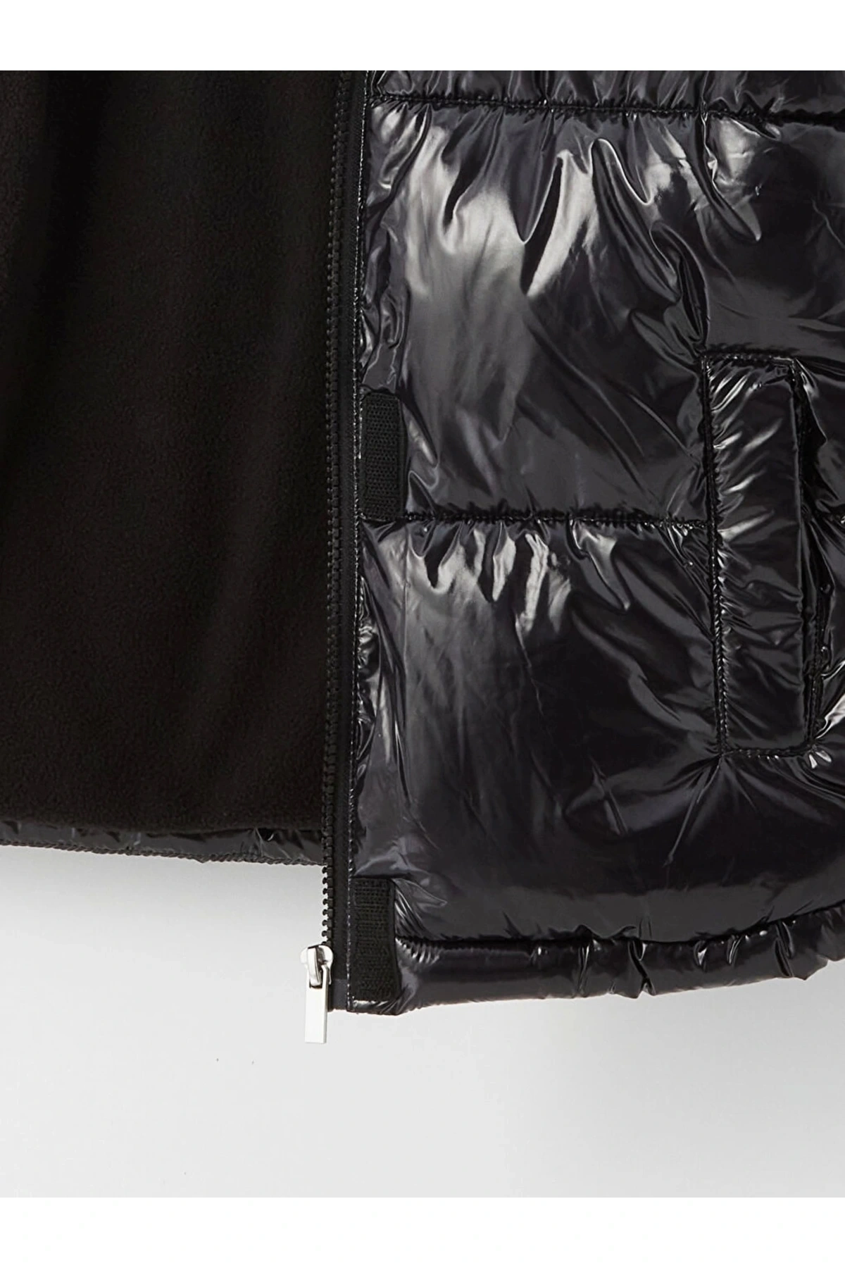 Kapüşonlu Kız Çocuk Mont