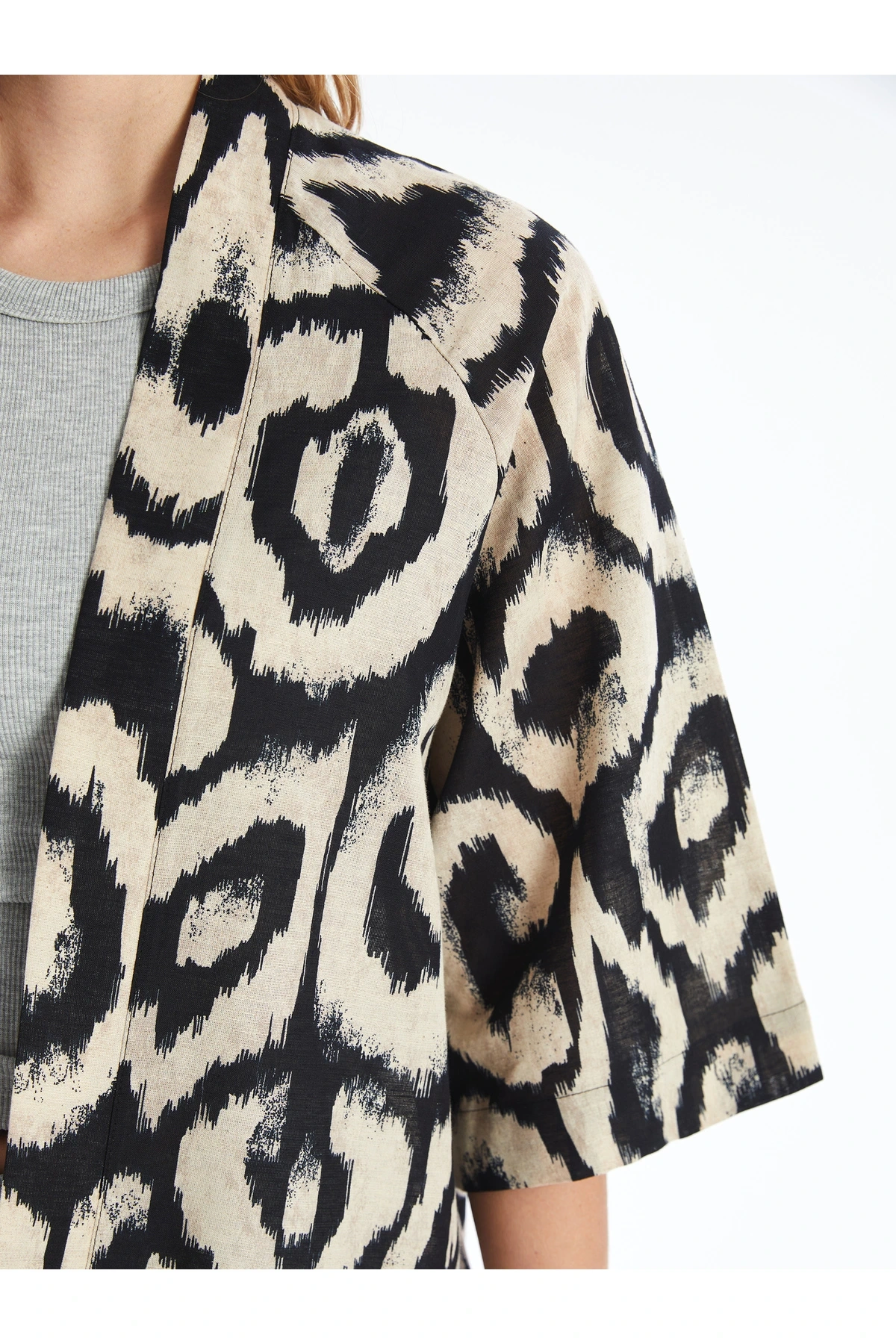Şal Yaka Desenli Oversize Keten Karışımlı Kadın Kimono