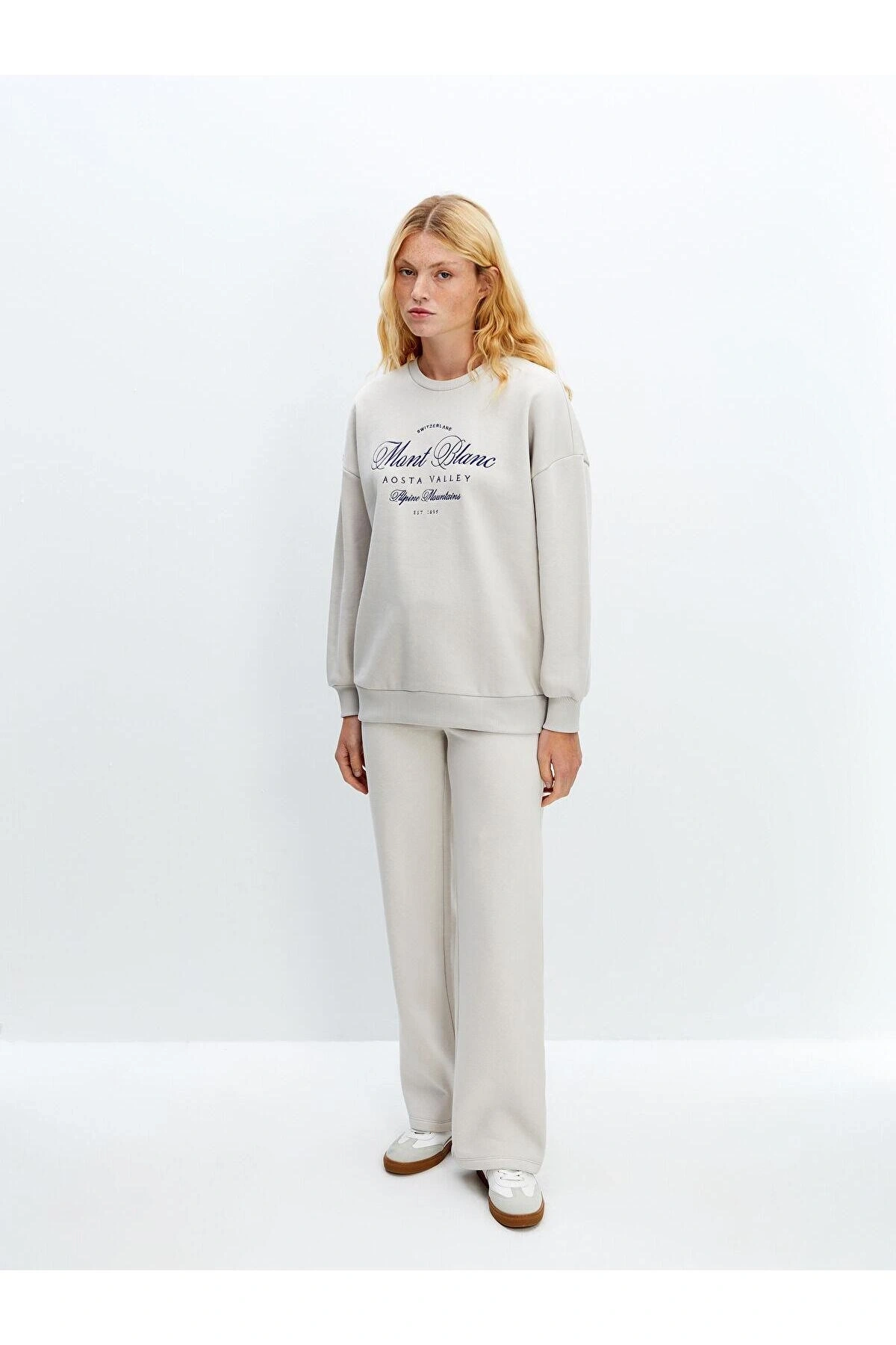 LCW Vision  Bisiklet Yaka Baskılı Oversize Kadın Kalın Sweatshirt