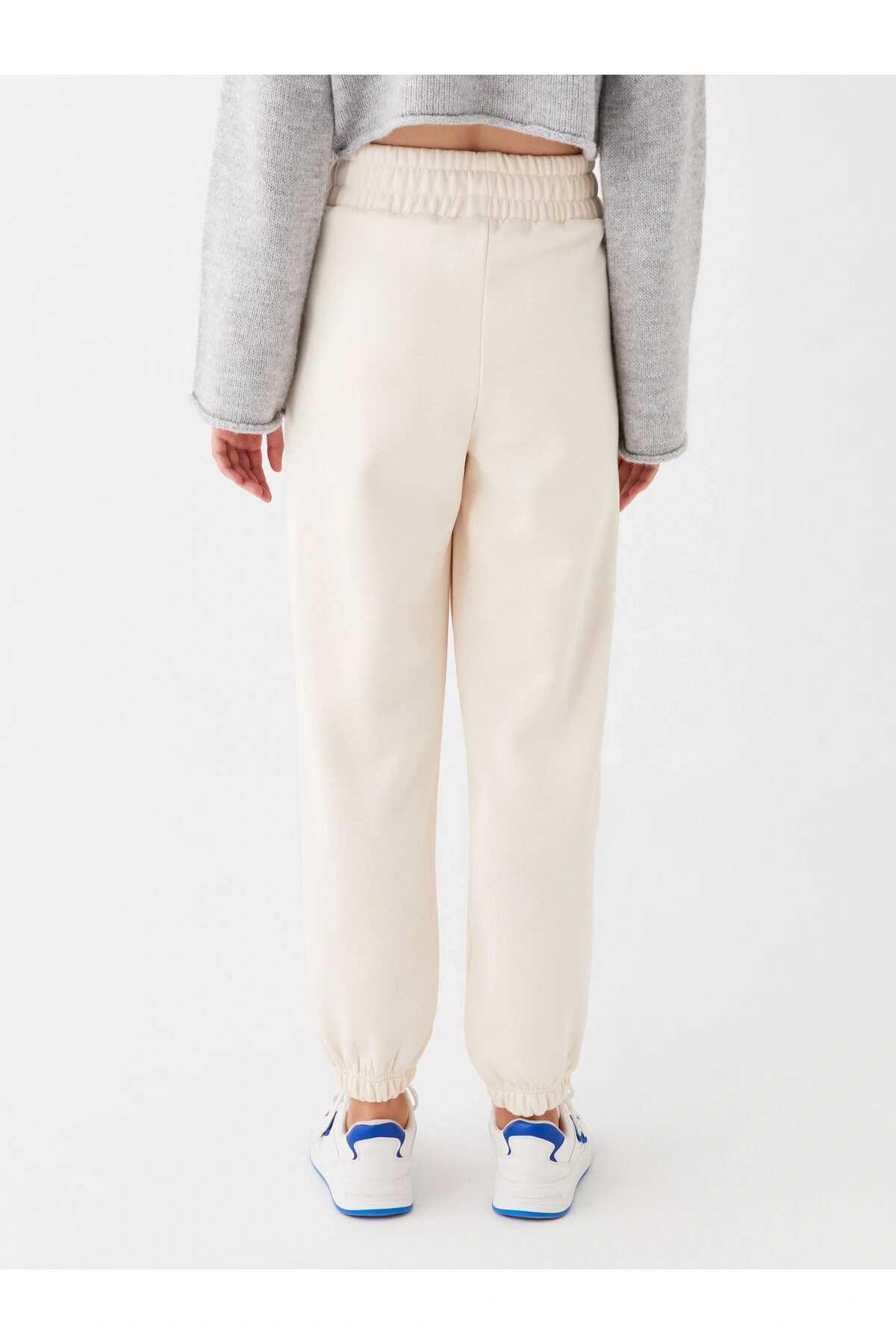 Beli Lastikli Nakışlı Kadın Jogger Eşofman Altı