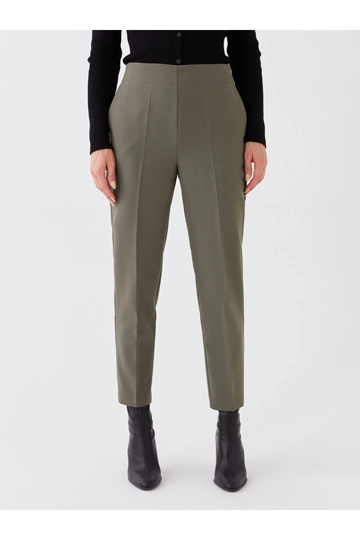 LCWAIKIKI Classic Haki Beli Lastikli Standart Fit Kadın Pantolon