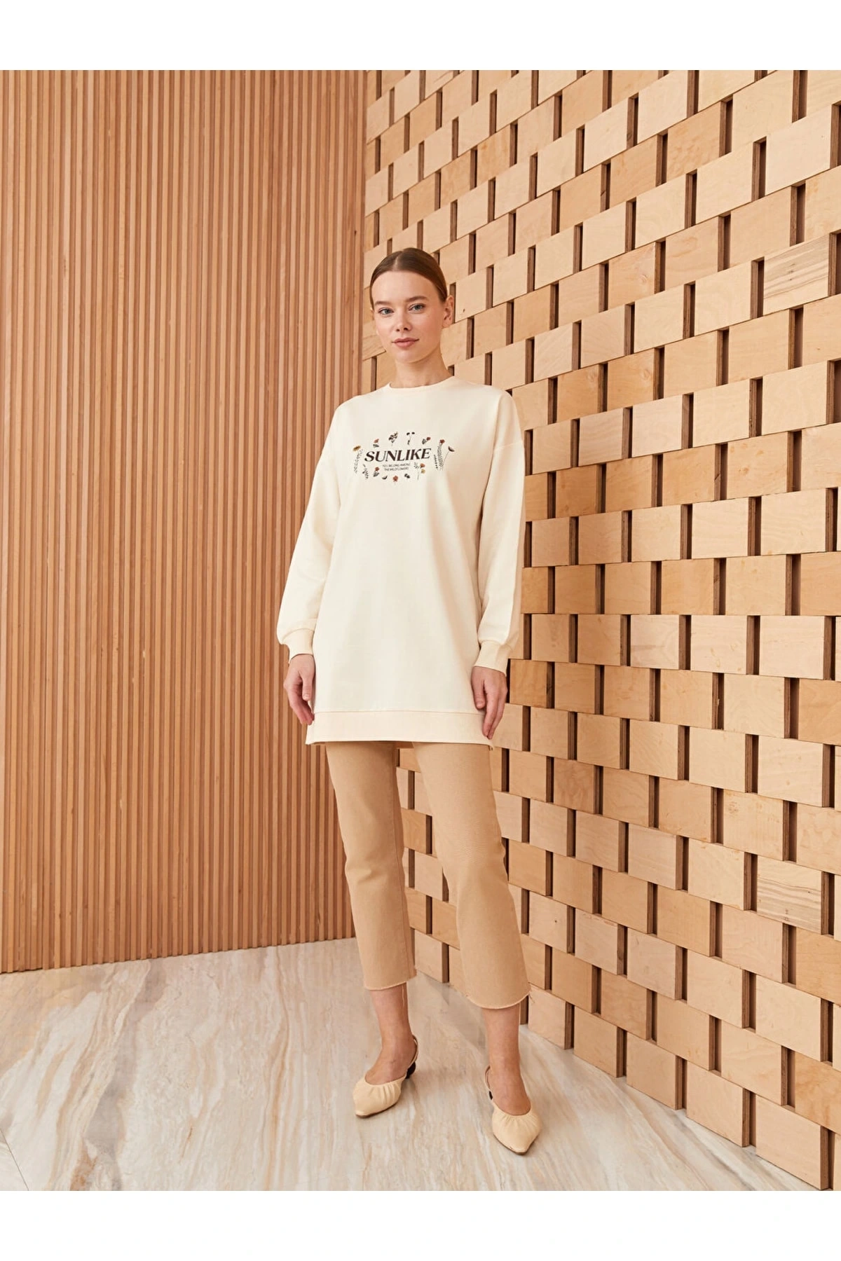 Bisiklet Yaka Baskılı Uzun Kollu Kadın Tunik