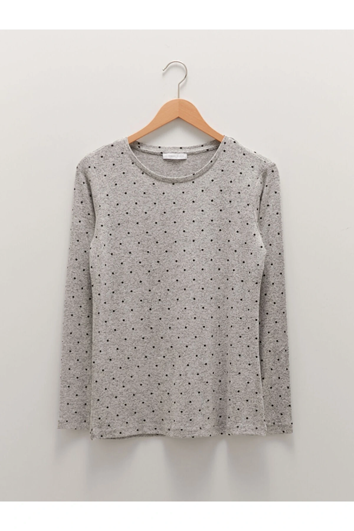 Bisiklet Yaka Puantiyeli Uzun Kollu Kadın Tişört