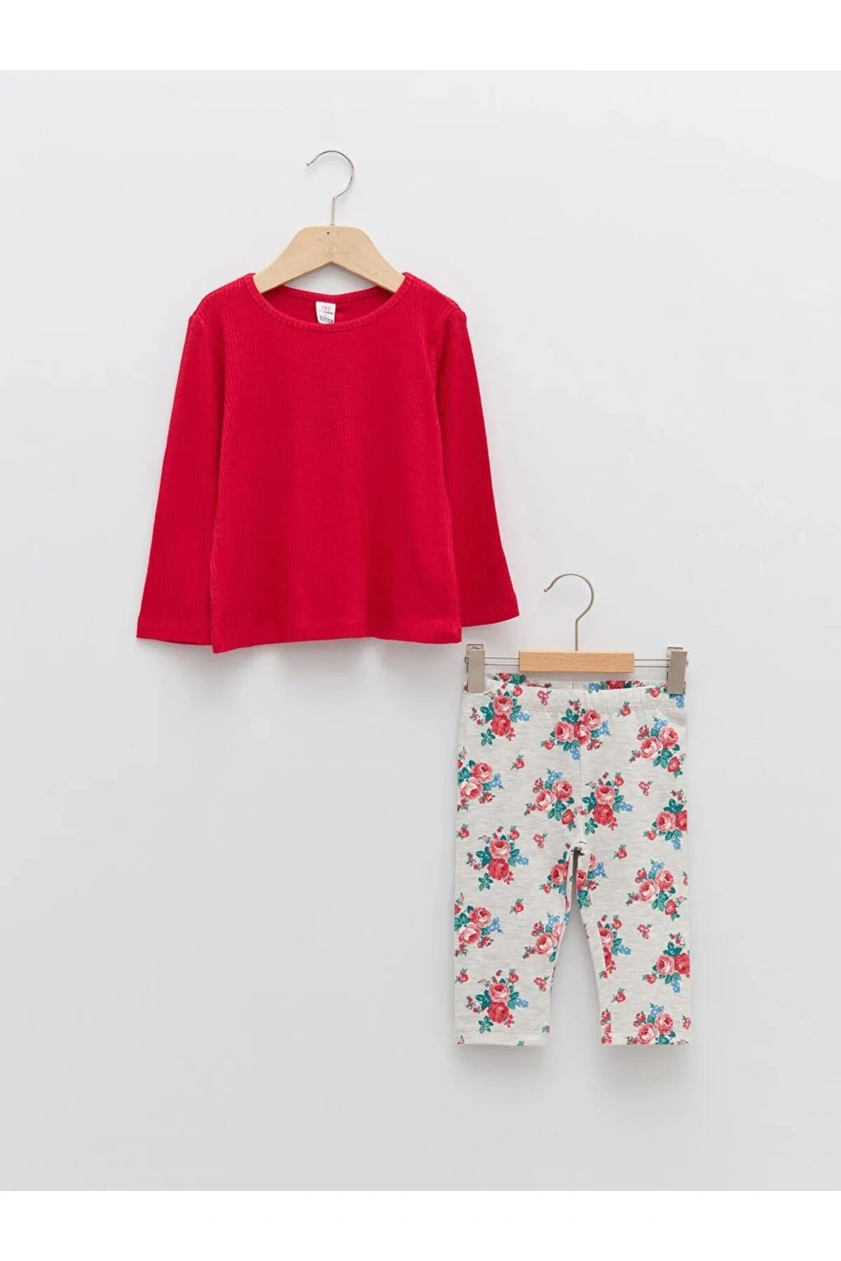 LCW baby Pembe Bisiklet Yaka Uzun Kollu Kız Bebek Tişört ve Tayt 2li Takım