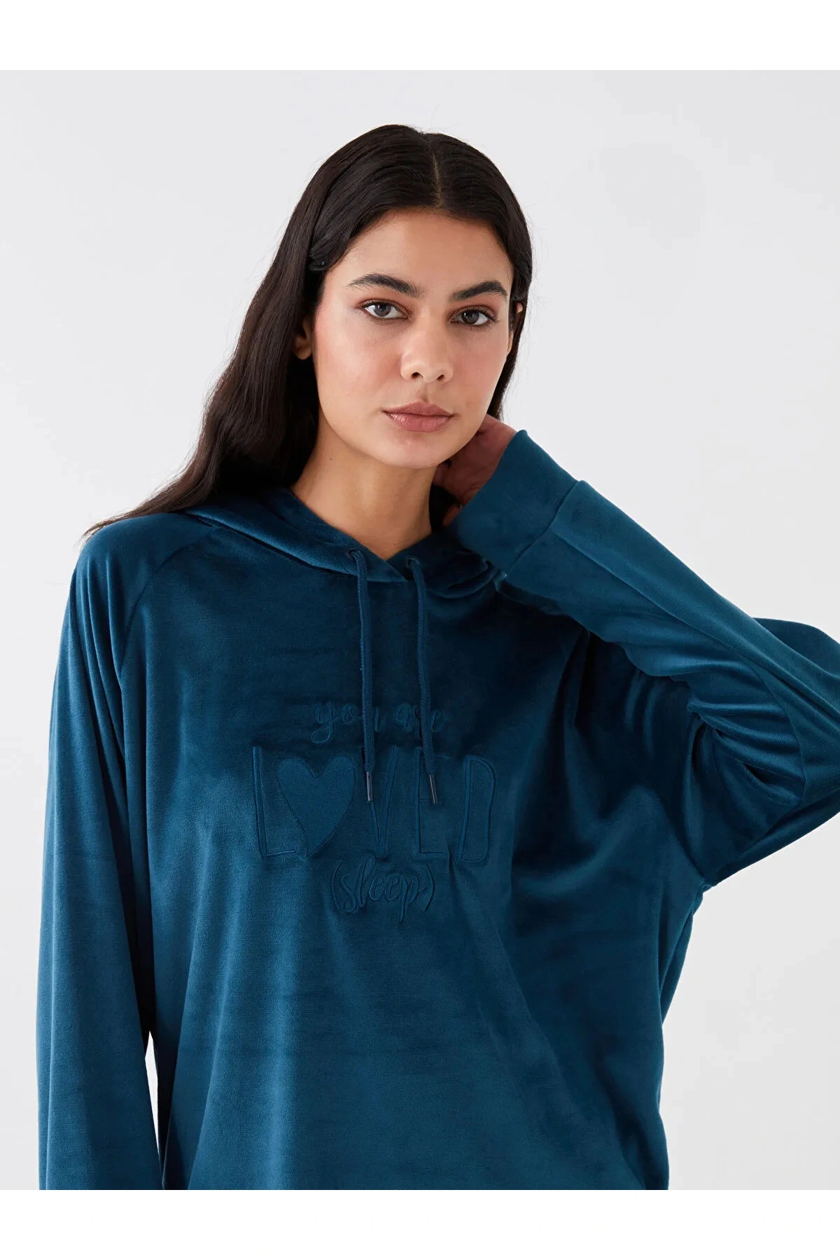 DREAM Kapüşonlu Nakışlı Uzun Kollu Kadife Kadın Pijama Üst Sweatshirt