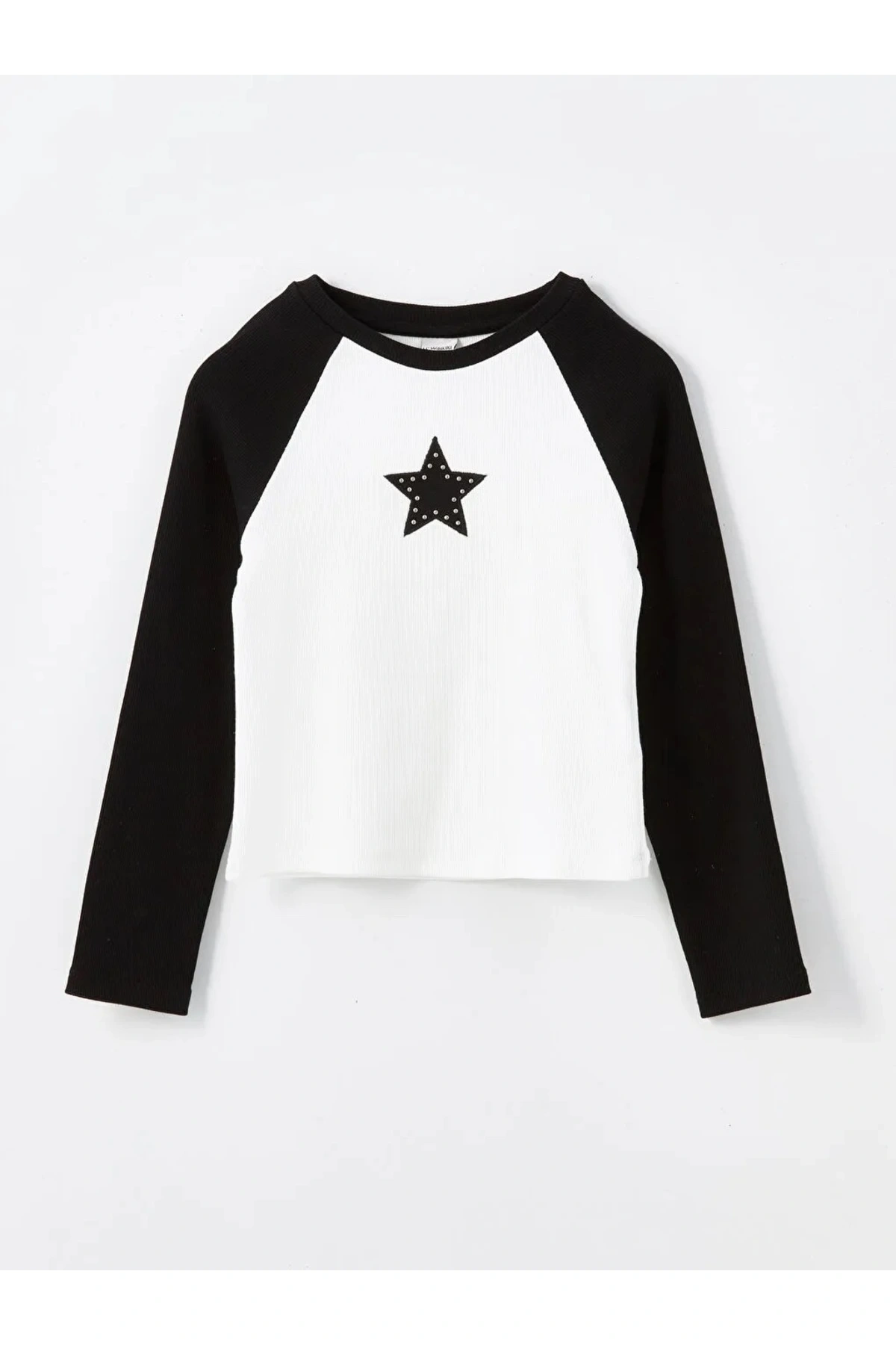 LCW Kids Yeni Siyah Bisiklet Yaka Nakışlı Uzun Kollu Kız Çocuk Crop Tişört