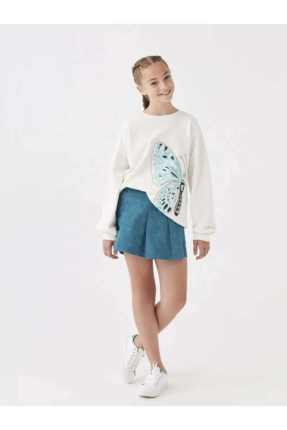 LCW Kids Ekru Bisiklet Yaka Baskılı Uzun Kollu Kız Çocuk Sweatshirt