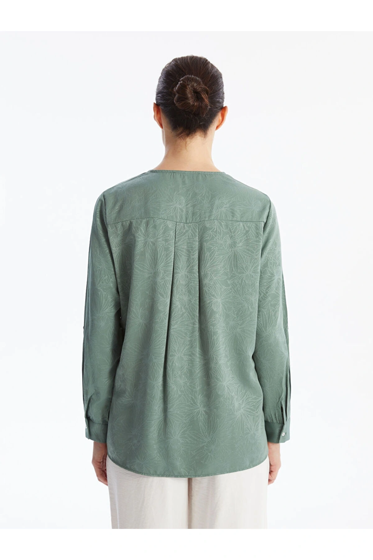 V Yaka Çiçekli Uzun Kollu Kadın Bluz