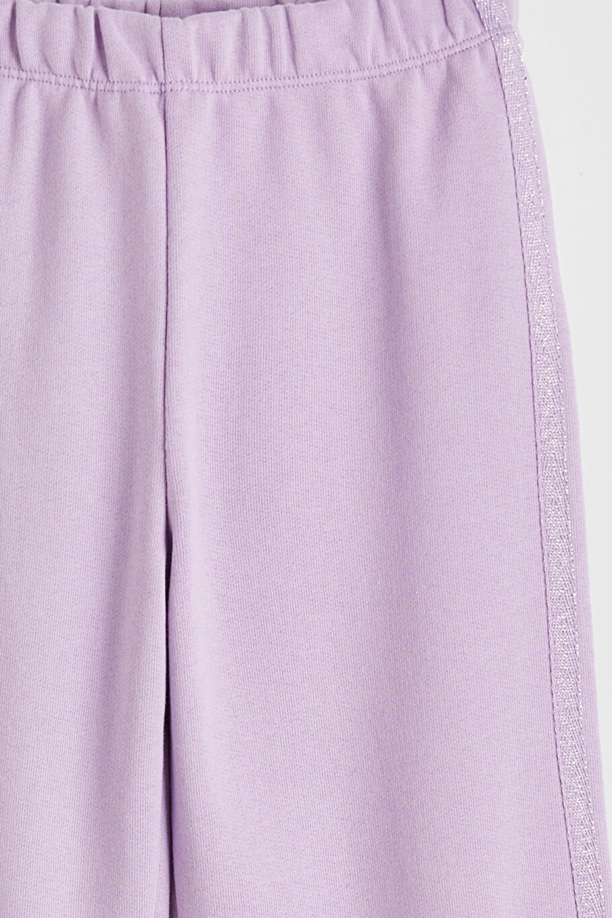 LCW Kids Lila Simli Şeritli Bol Paça Kız Bebek Eşofman Altı