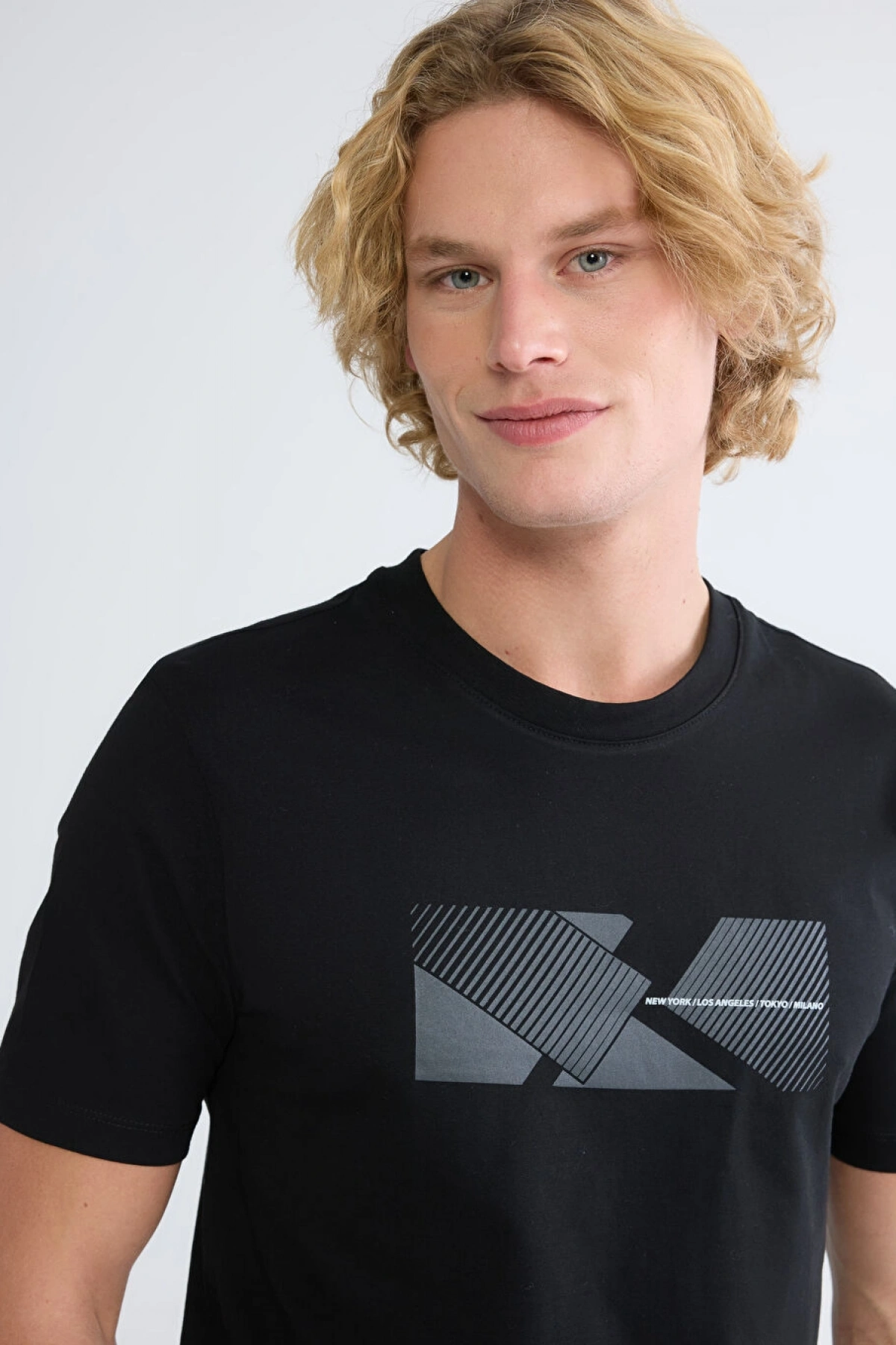 XSIDE Siyah Bisiklet Yaka Baskılı Erkek Tişört