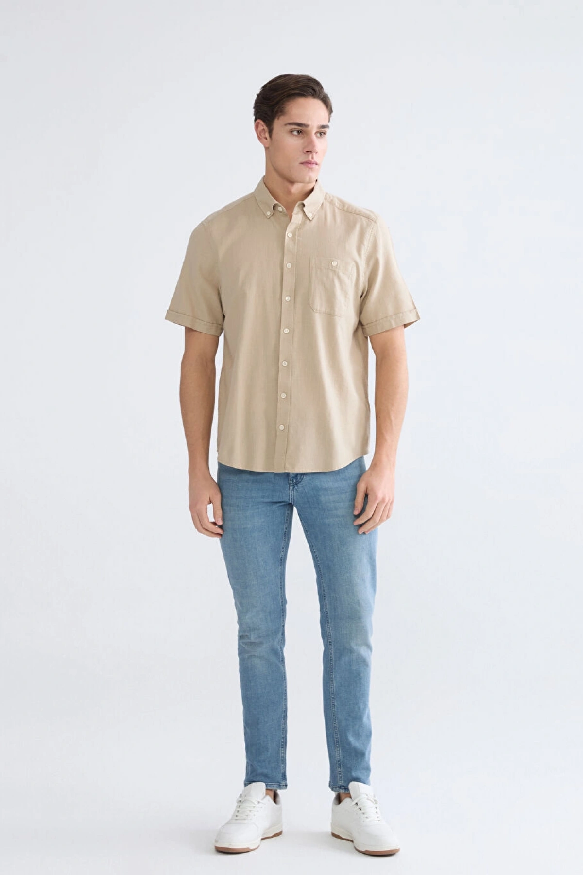 LCWAIKIKI Classic Bej Regular Fit Poplin Erkek Gömlek