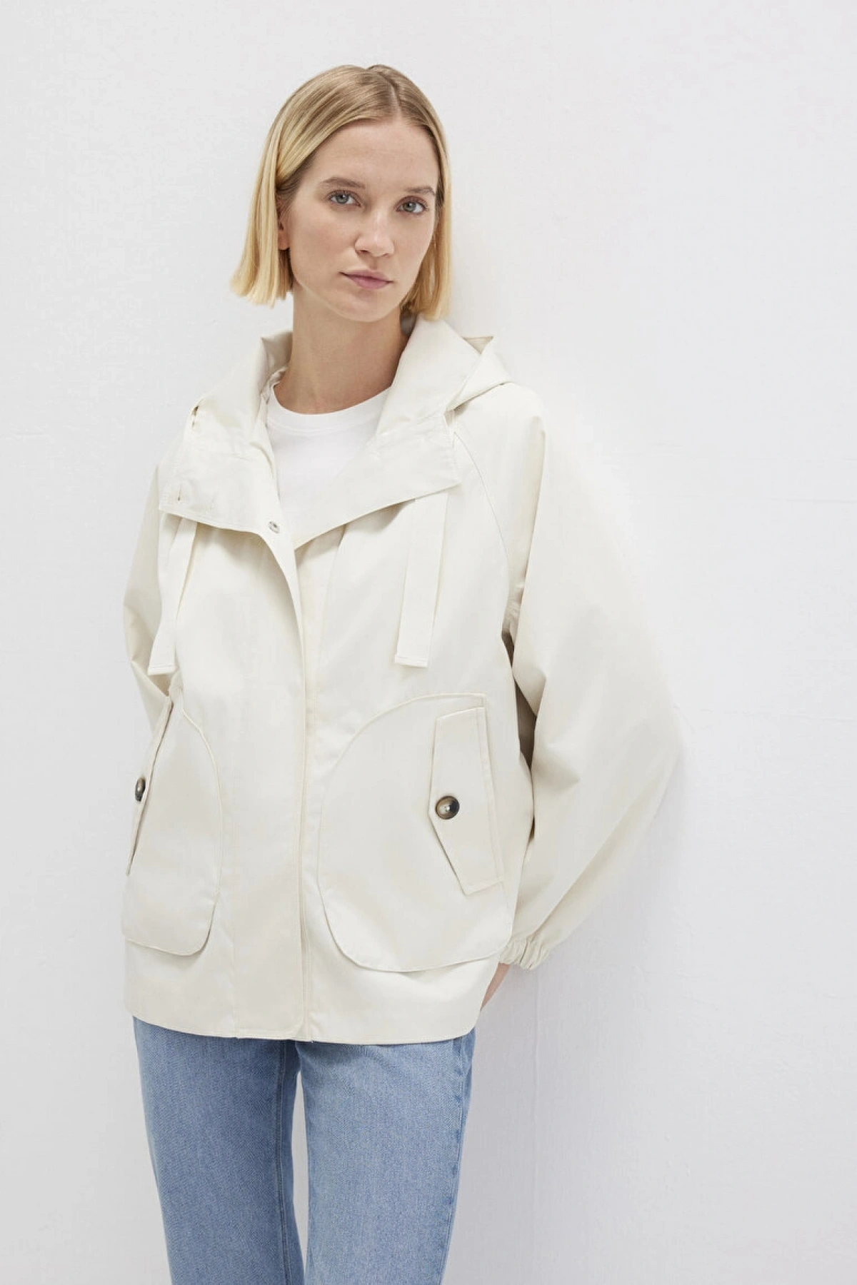 Kapüşonlu Ekru Ceket