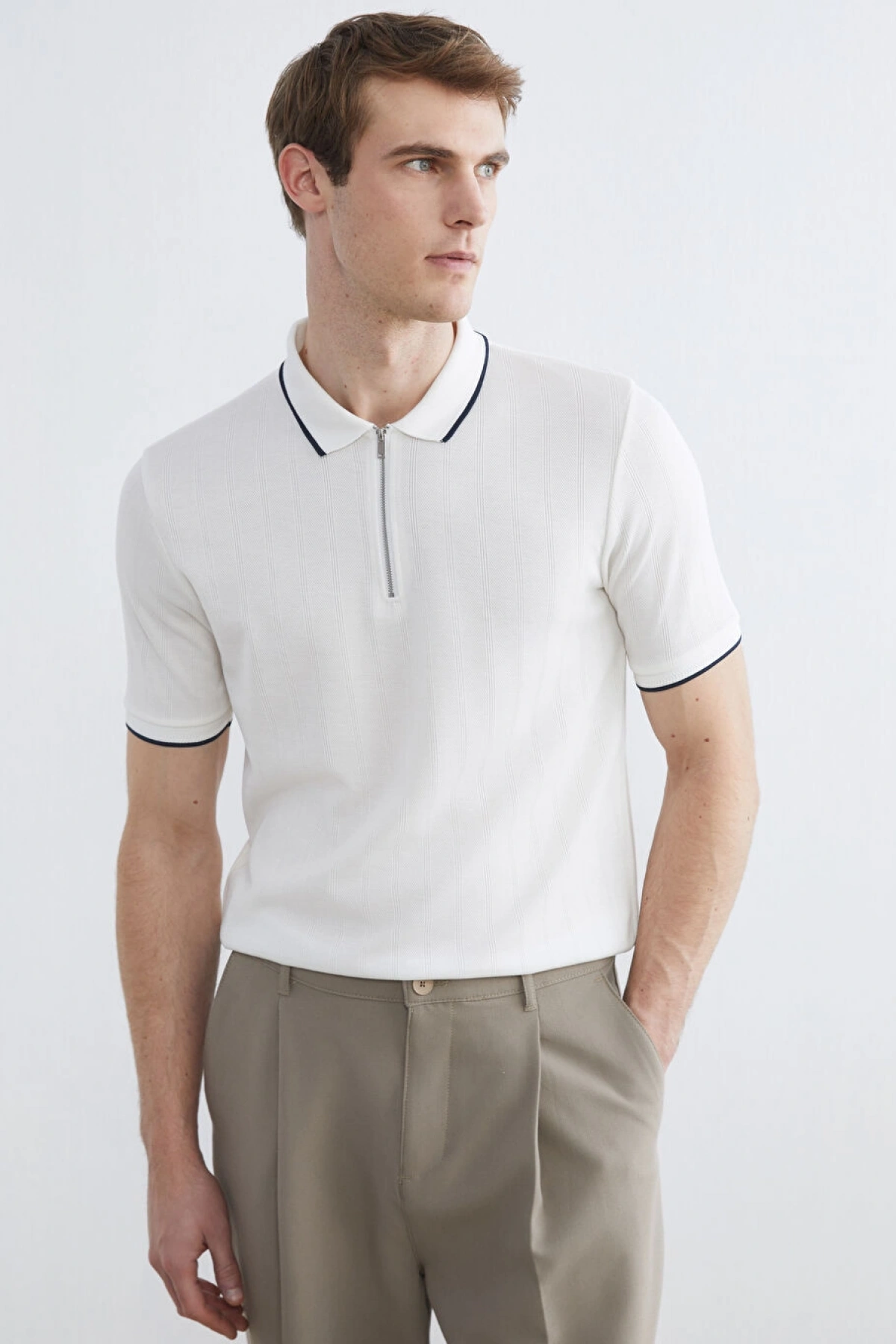 LCWAIKIKI Classic Beyaz Polo Yaka Erkek Tişört