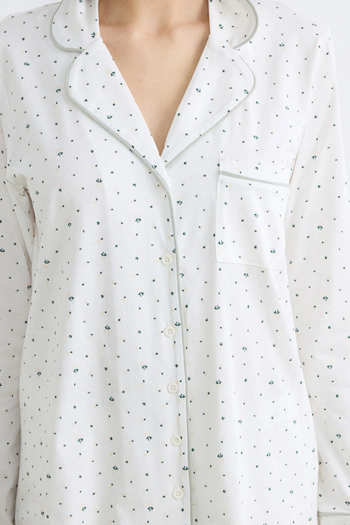 LCW DREAM Ekru Gömlek Yaka Çiçekli Kadın Pijama Takım