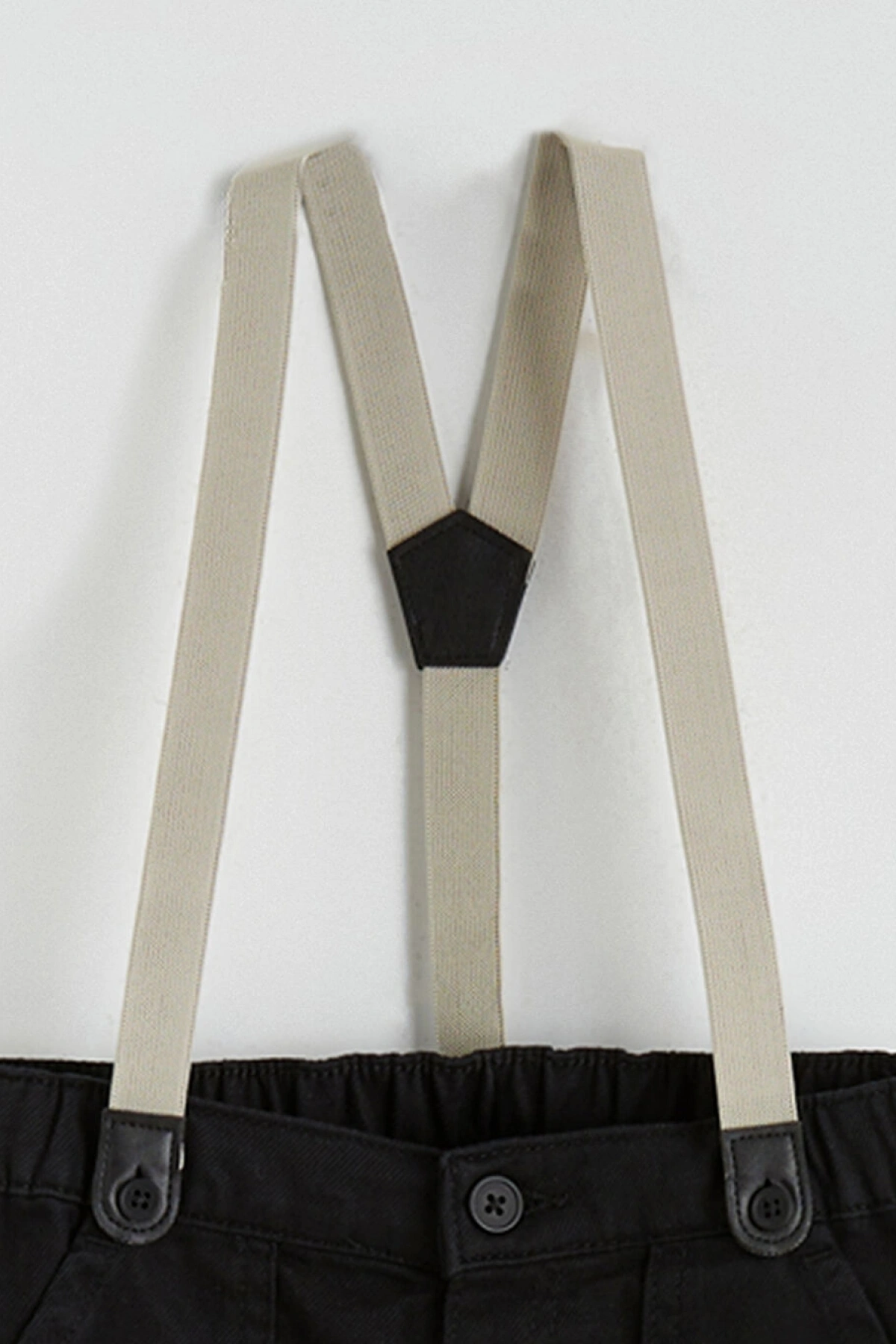 LCW Kids Siyah Beli Lastikli Askılı Erkek Çocuk Pantolon