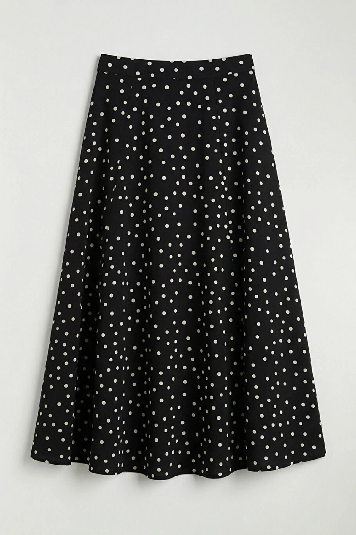 LCW Modest Siyah Beli Fermuarlı Puantiyeli Kloş Etek