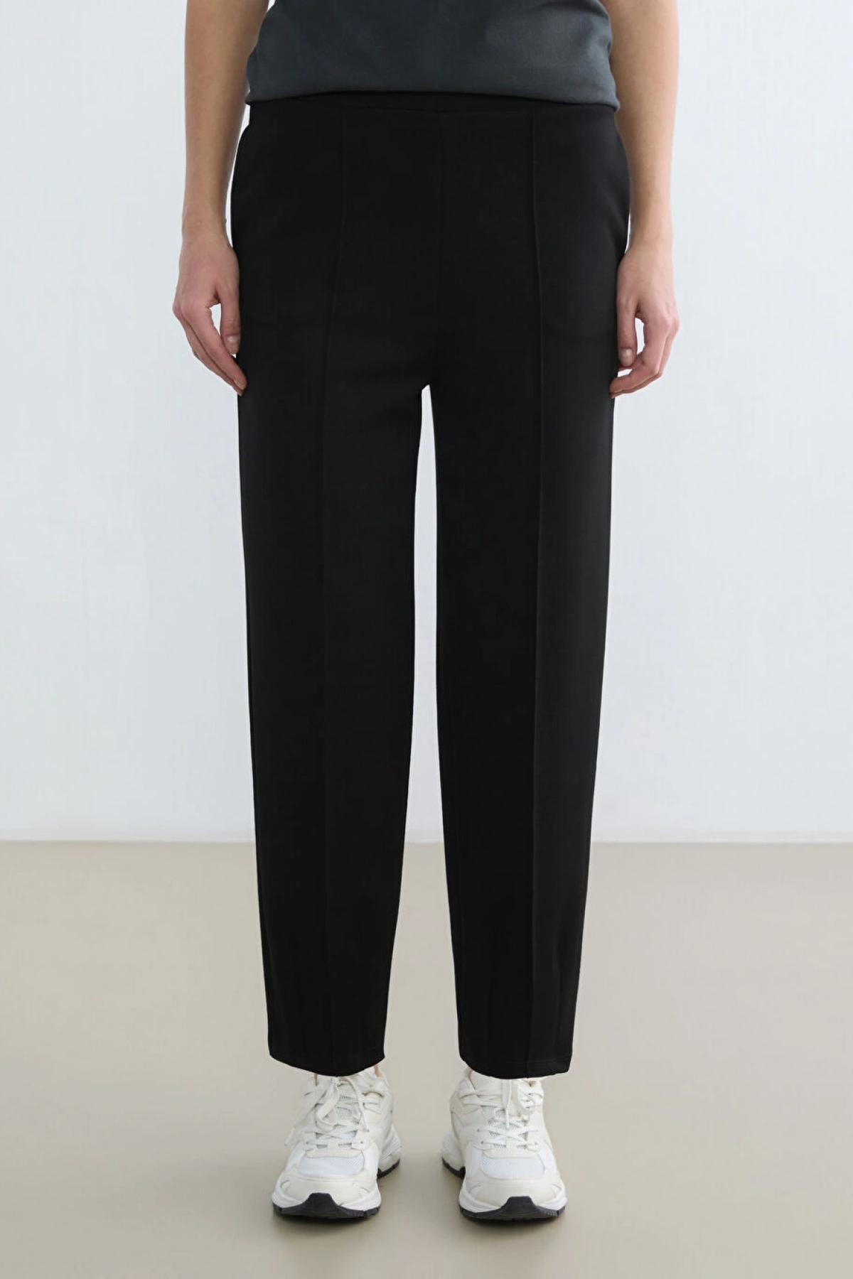 LCWAIKIKI Classic Siyah Beli Lastikli Soft Touch Kadın Eşofman Altı