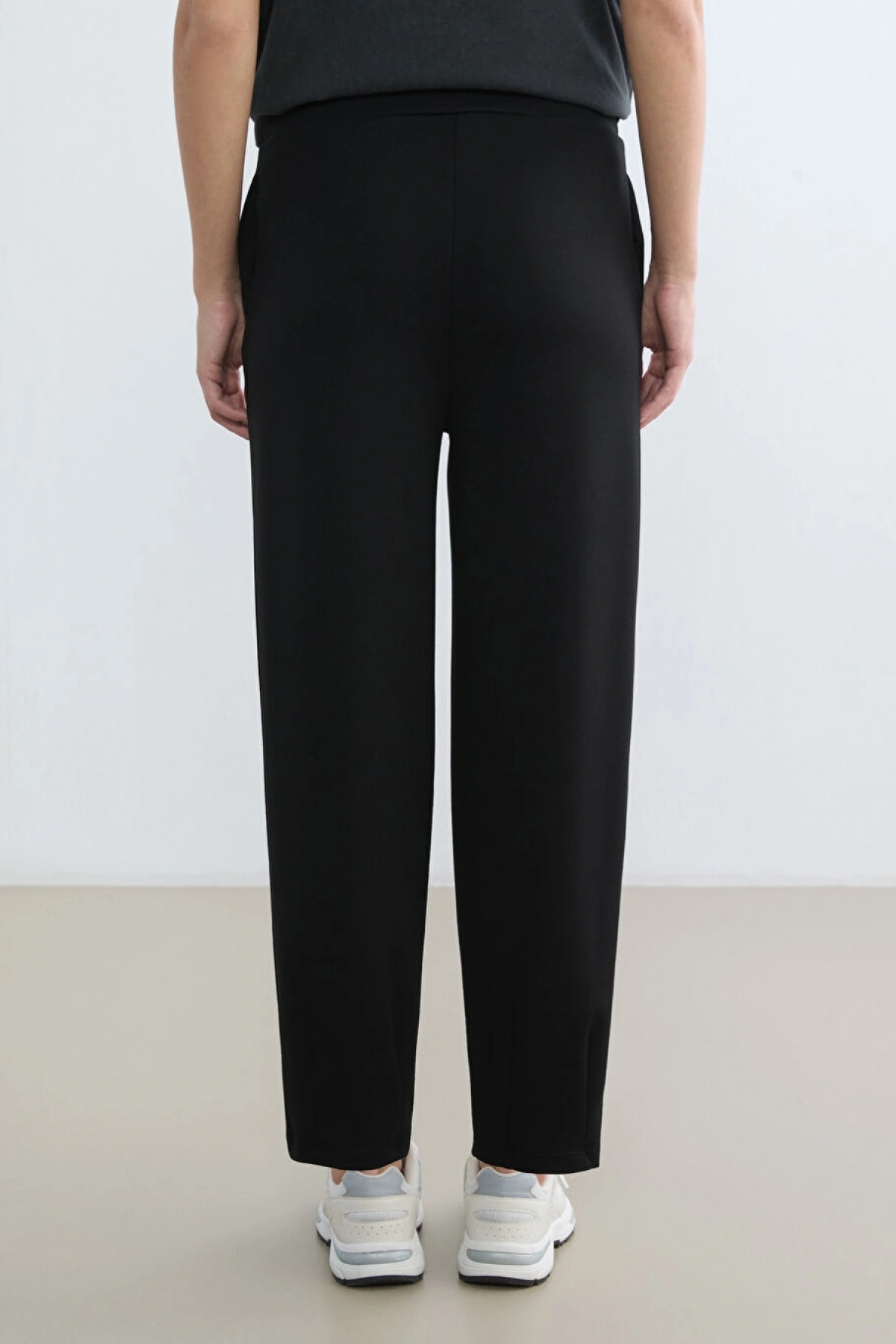 LCWAIKIKI Classic Siyah Beli Lastikli Soft Touch Kadın Eşofman Altı