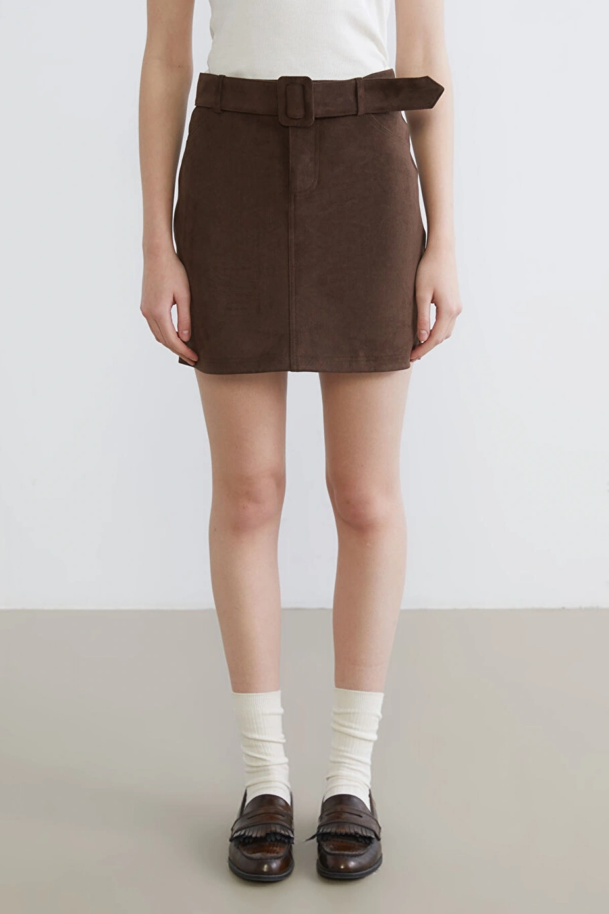 XSIDE Kahverengi Beli Kemerli Süet Görünümlü Mini Etek