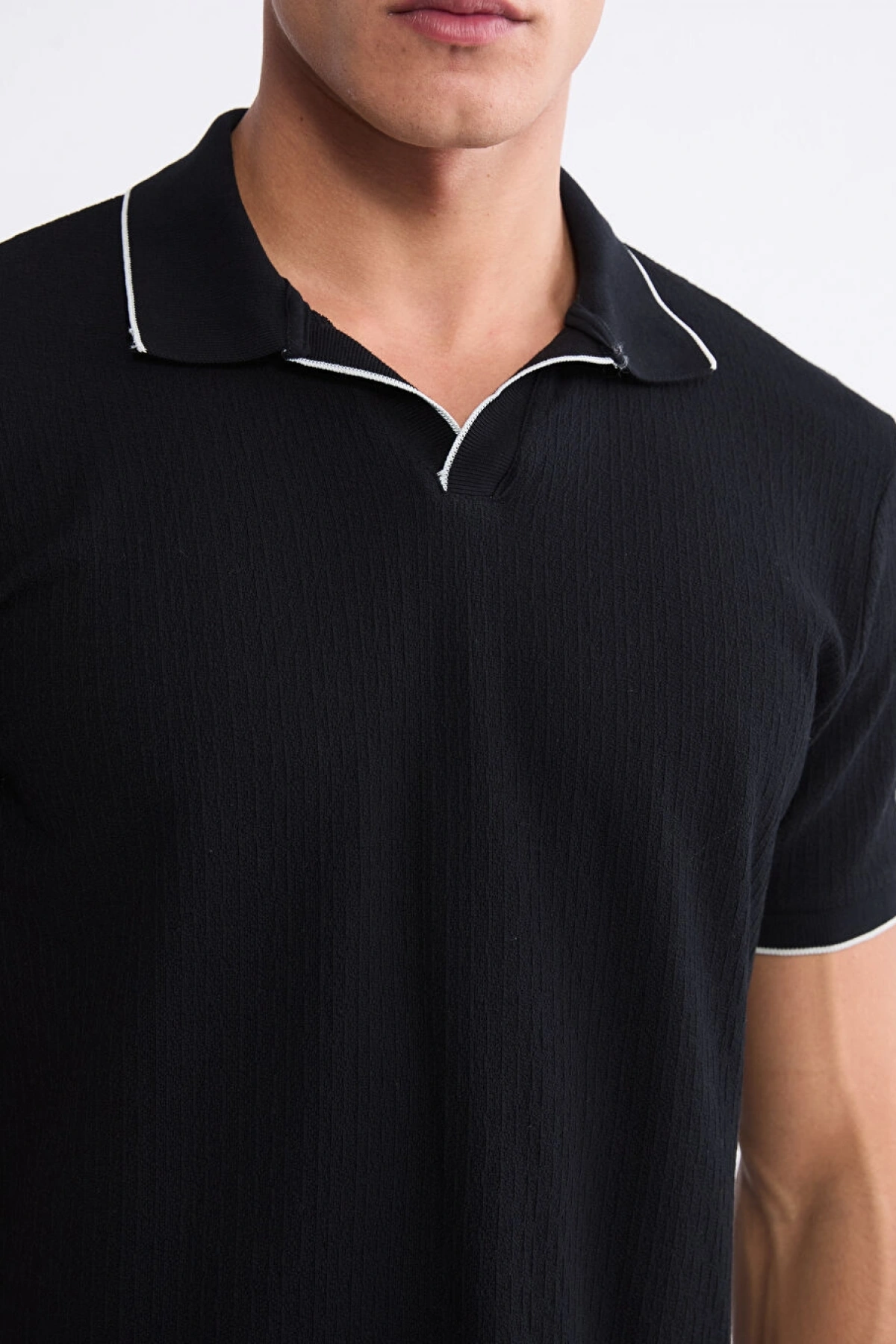 LCWAIKIKI Classic Siyah Polo Yaka Erkek Tişört