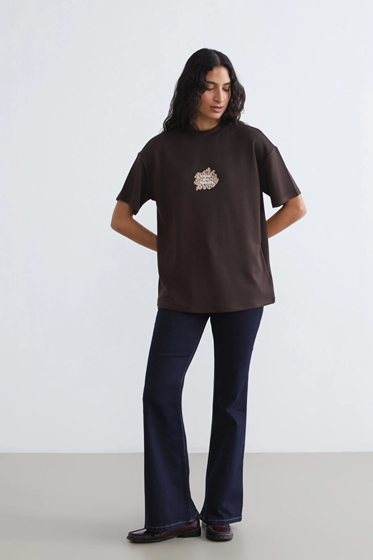 LCW Modest Kahverengi Bisiklet Yaka Baskılı Kadın Tişört