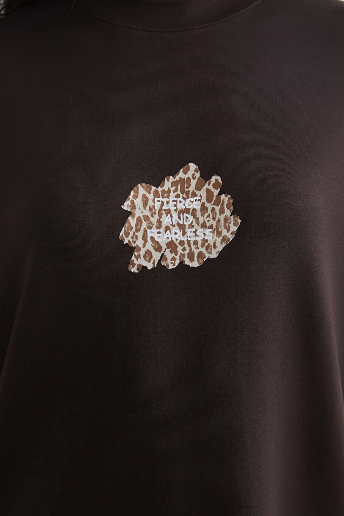 LCW Modest Kahverengi Bisiklet Yaka Baskılı Kadın Tişört