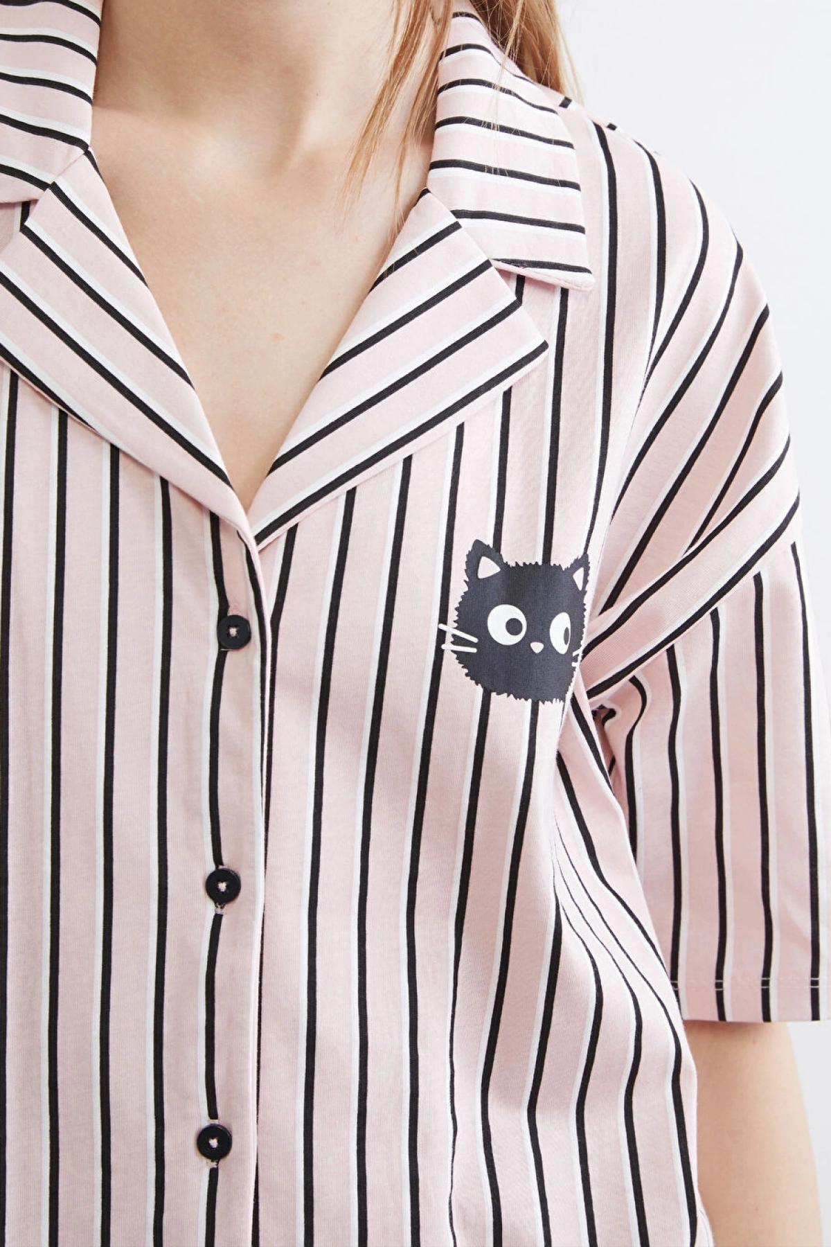 LCW Young Pembe Gömlek Yaka Çizgili Kadın Pijama Takım