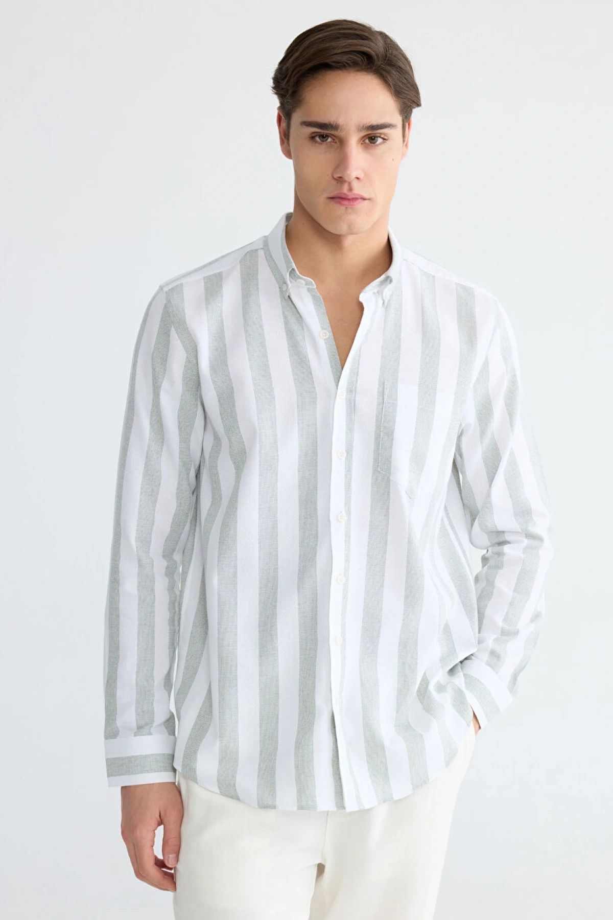 LCWAIKIKI Classic Yeşil Regular Fit Çizgili Armürlü Erkek Gömlek