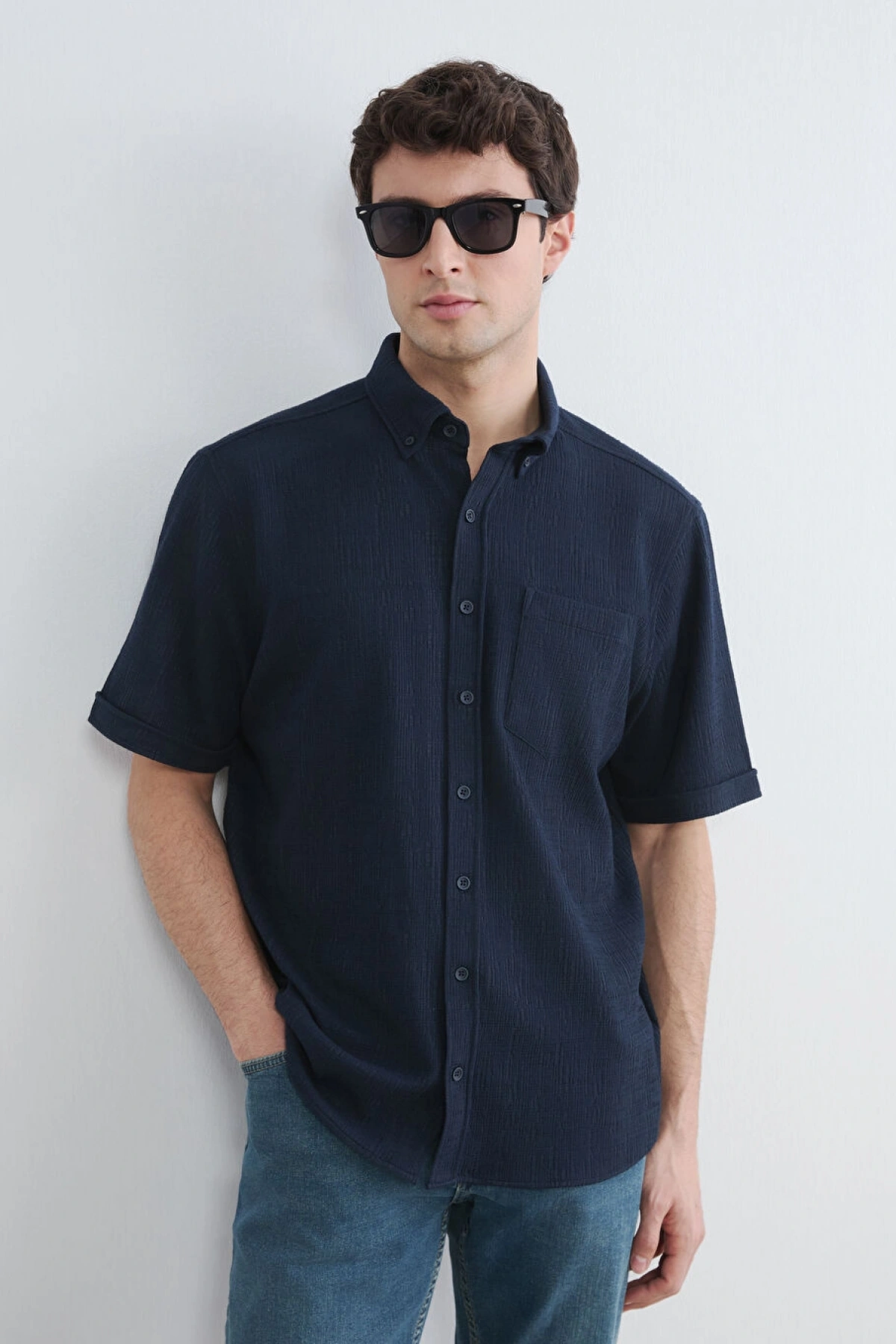 LCWAIKIKI Classic Lacivert Regular Fit Erkek Gömlek