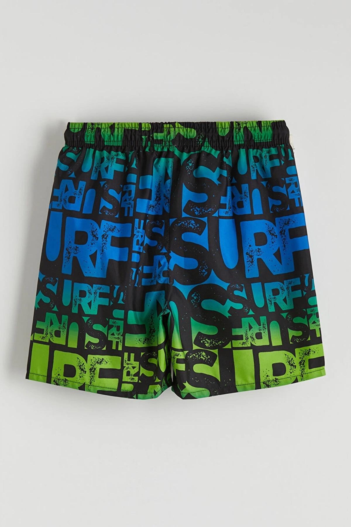 LCW Kids Siyah Beli Lastikli Baskılı Erkek Çocuk Deniz Şortu