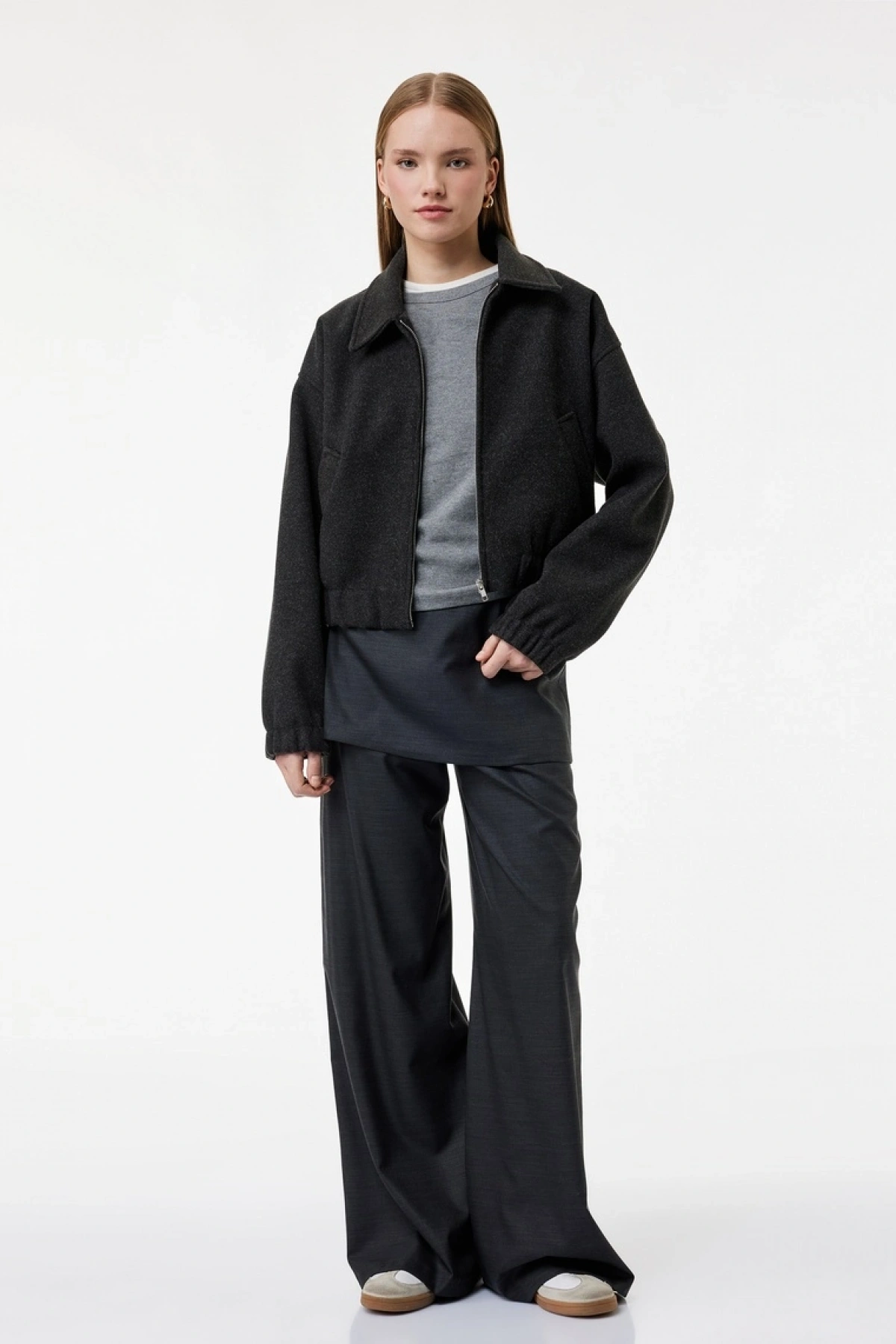 Uzun Kollu Cepli Fermuarlı Crop Bomber Ceket