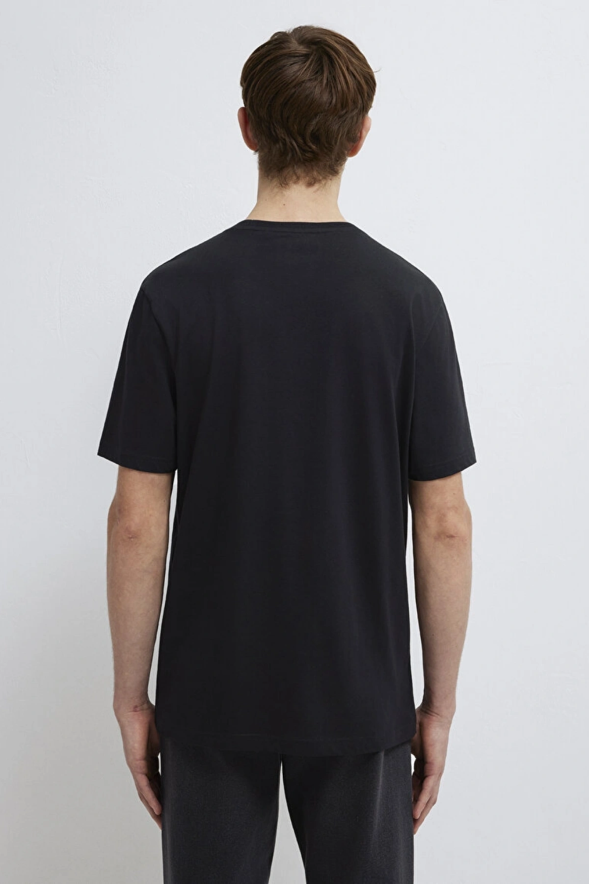 Mavi Logo Baskılı Siyah Tişört