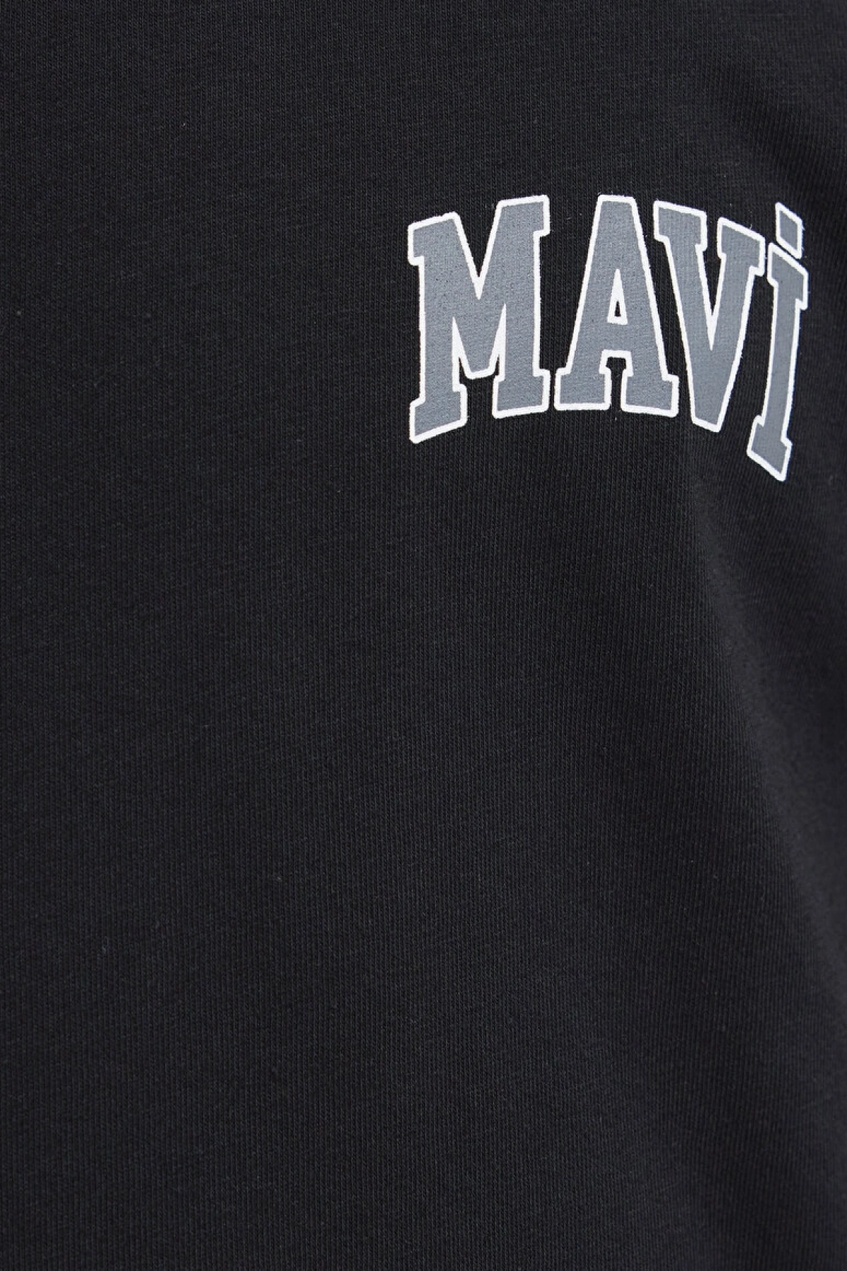 Mavi Logo Baskılı Siyah Tişört