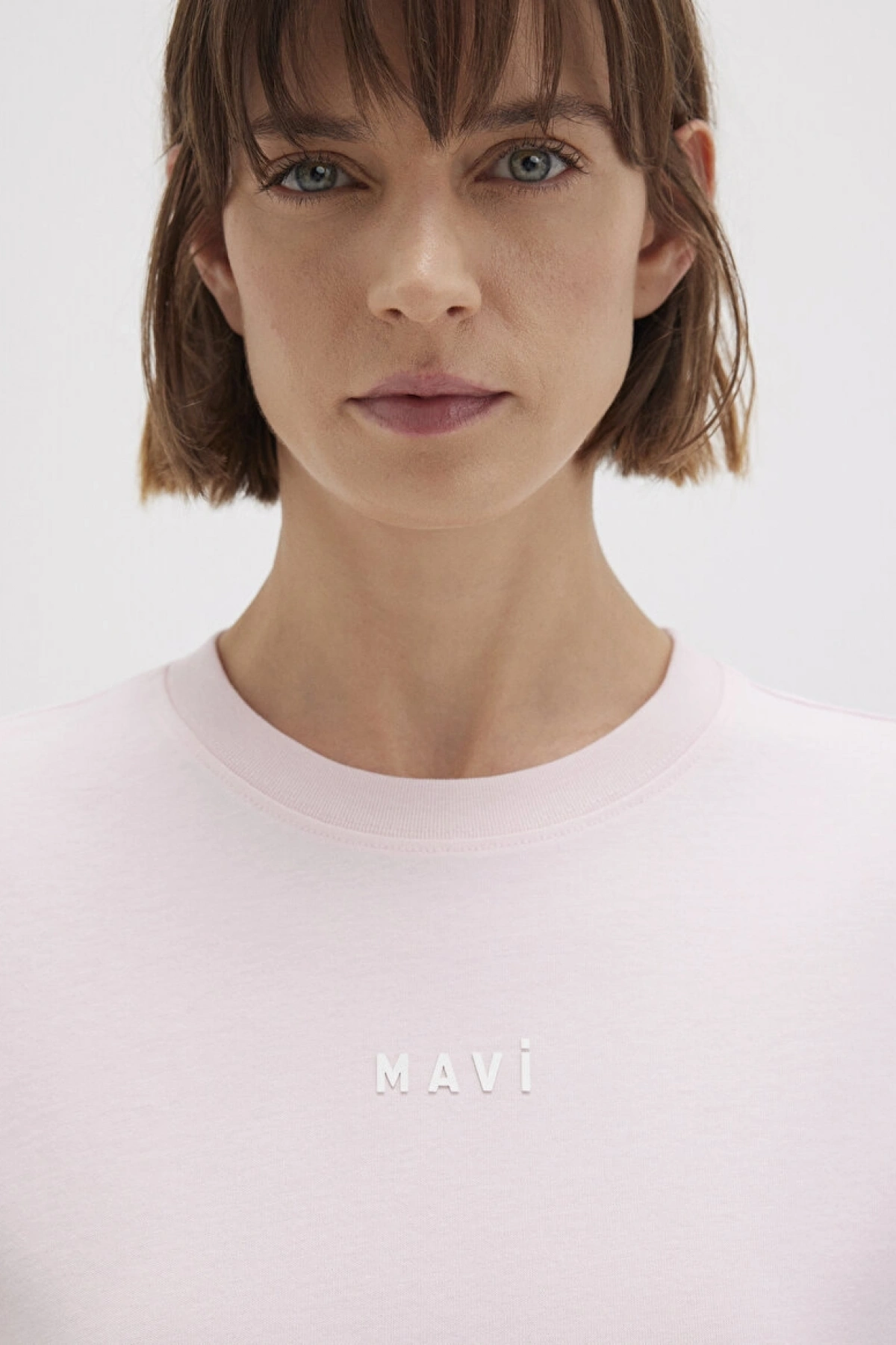 Mavi Baskılı Pembe Tişört