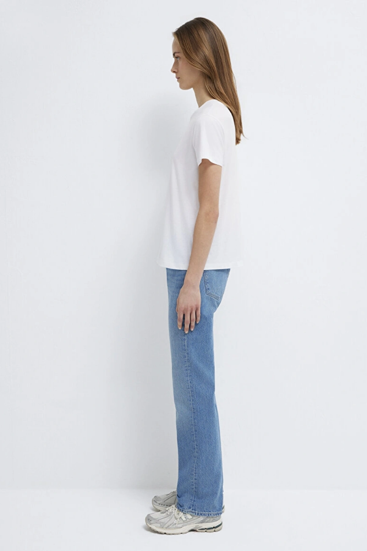 Mavi Kedi Baskılı Beyaz Tişört