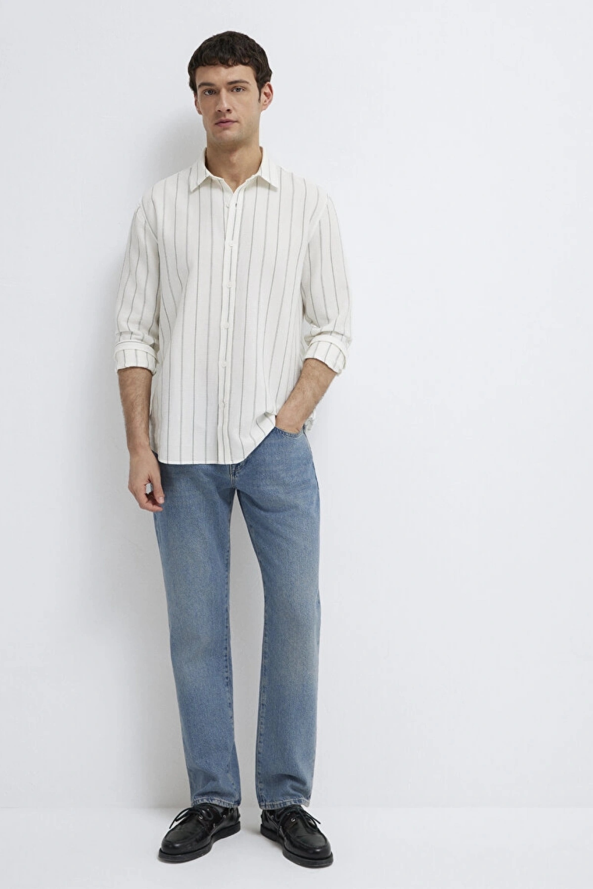 Haki Çizgili Ekru Gömlek