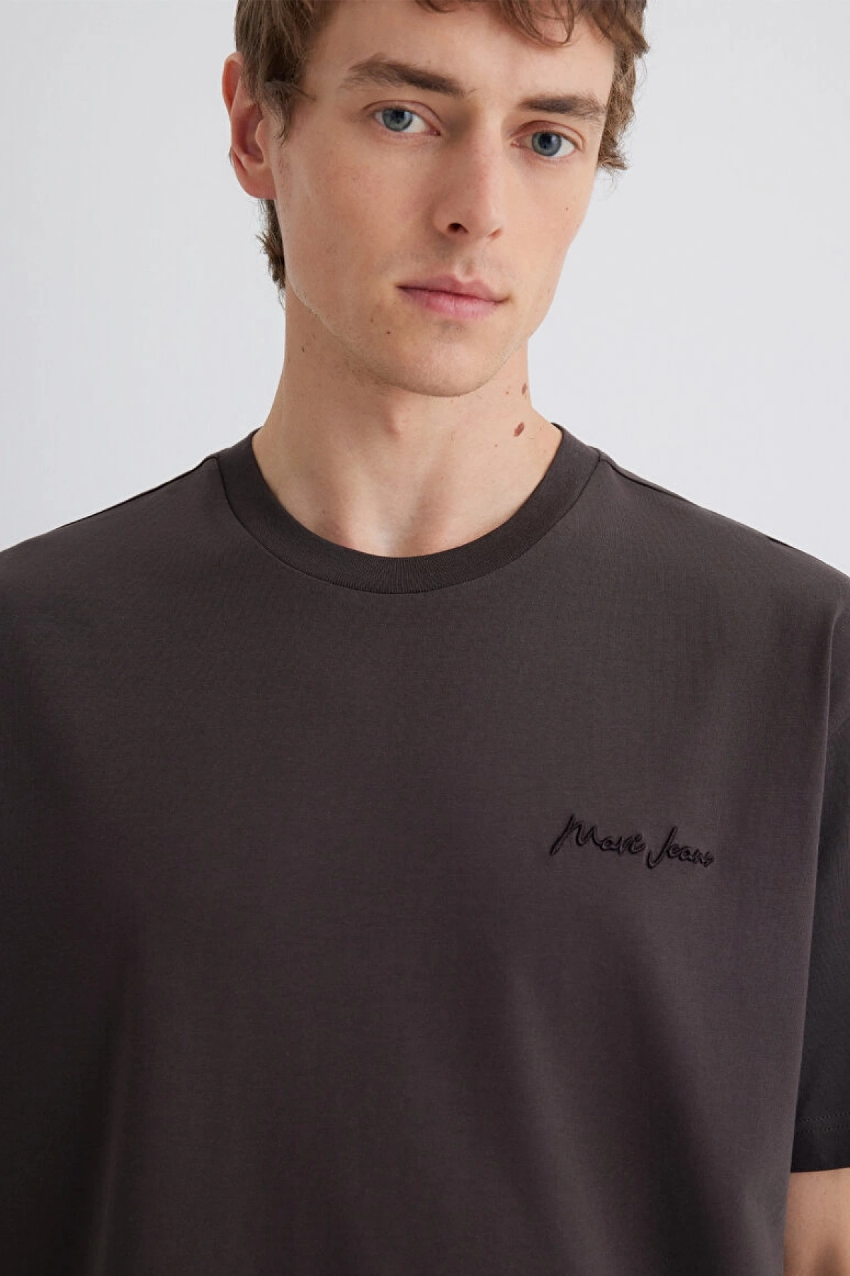 Mavi Jeans Nakışlı Kahverengi Basic Tişört