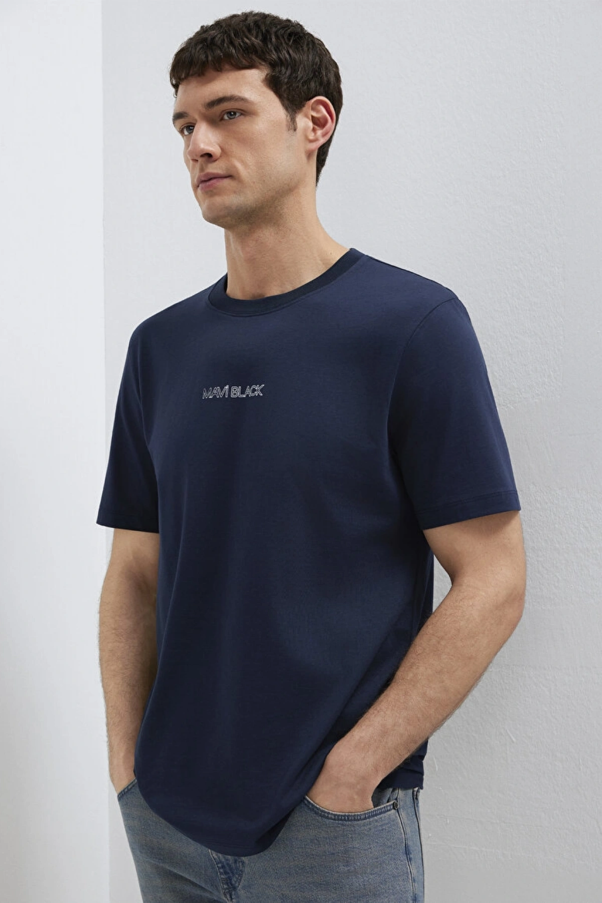 Mavi Black Lacivert Tişört