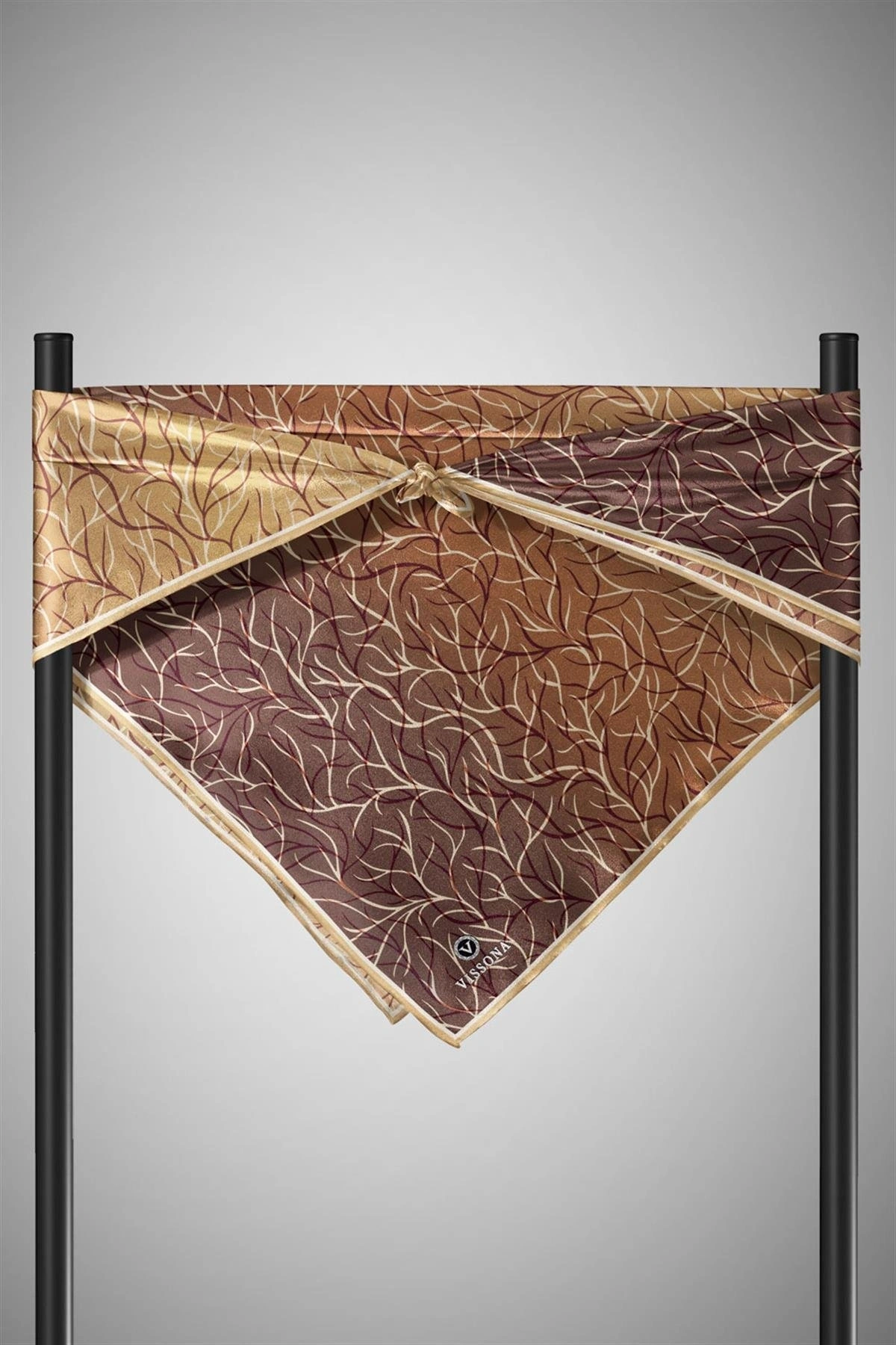 %100 Twill İpek Degrade Desenli Hardal Renkli 90x90 Eşarp Dikim Şekli : El Dikişi