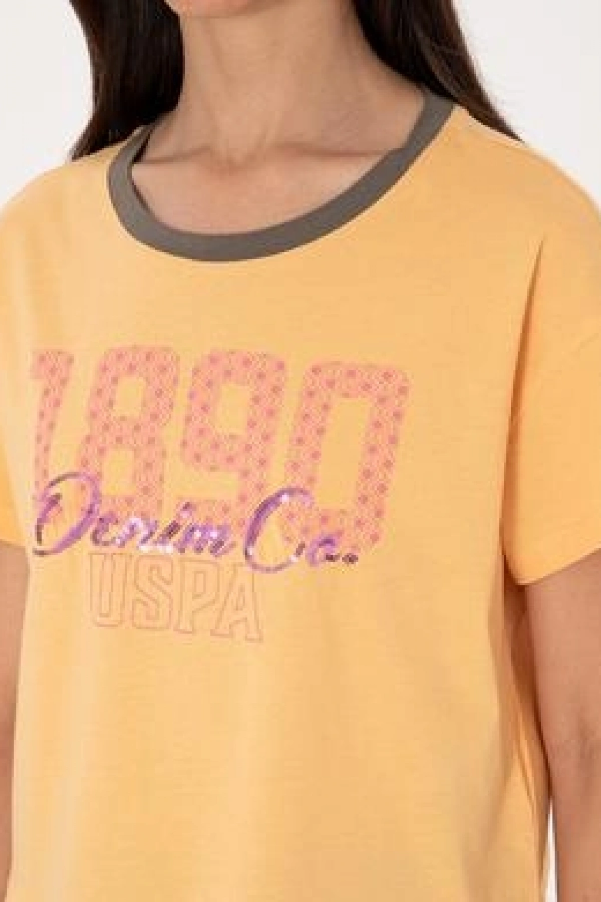 Kadın Turuncu Bisiklet Yaka Tişört