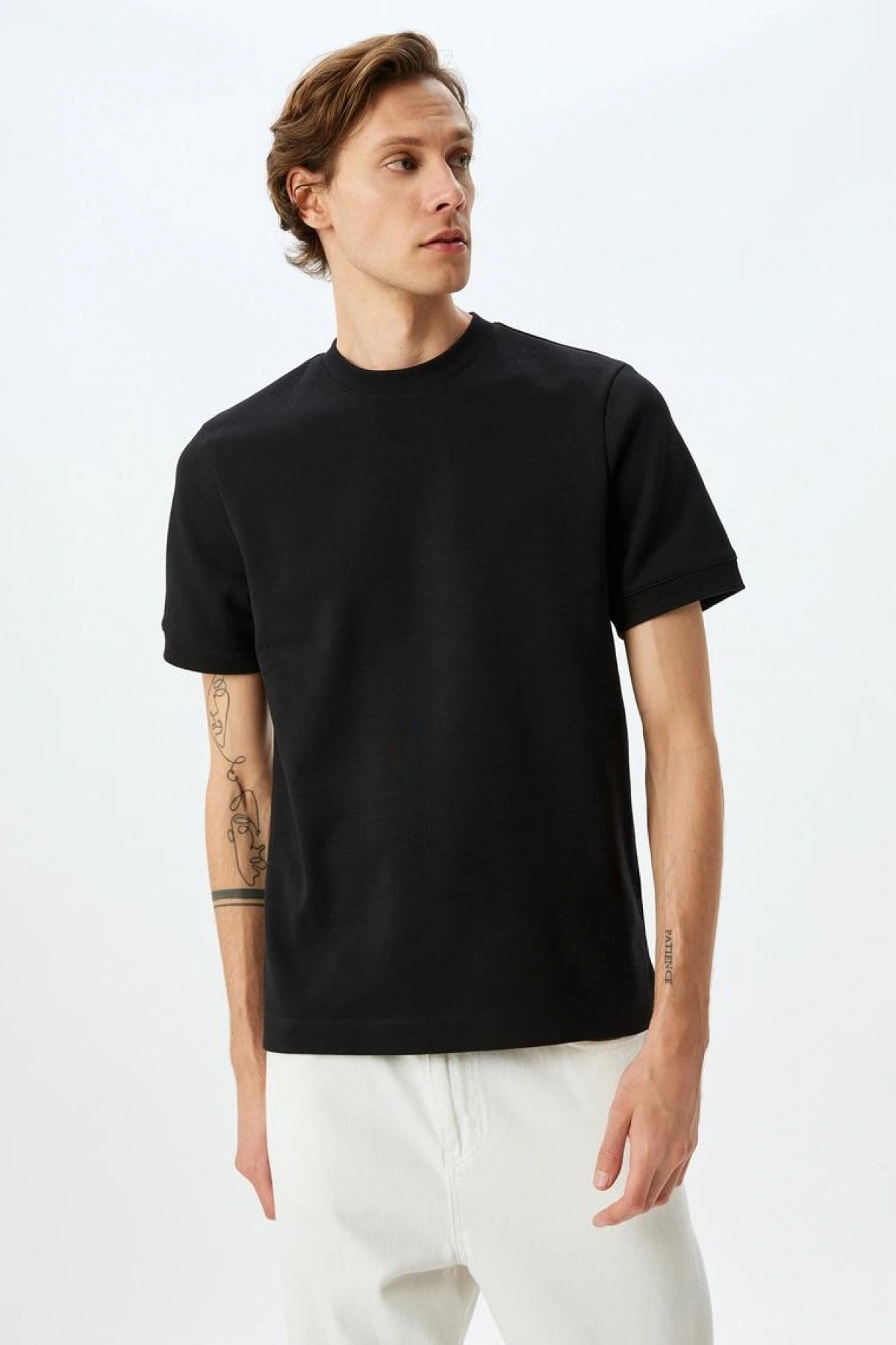 KOTON Kısa Kollu Pamuk Karışımlı Kalın Tok Kumaş Regular Fit Bisiklet Yaka Tişört