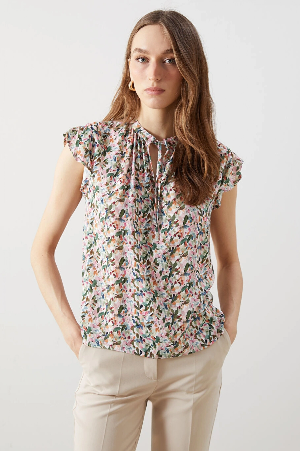 LCWAIKIKI Classic Bağlamalı Yaka Çiçekli Kadın Bluz
