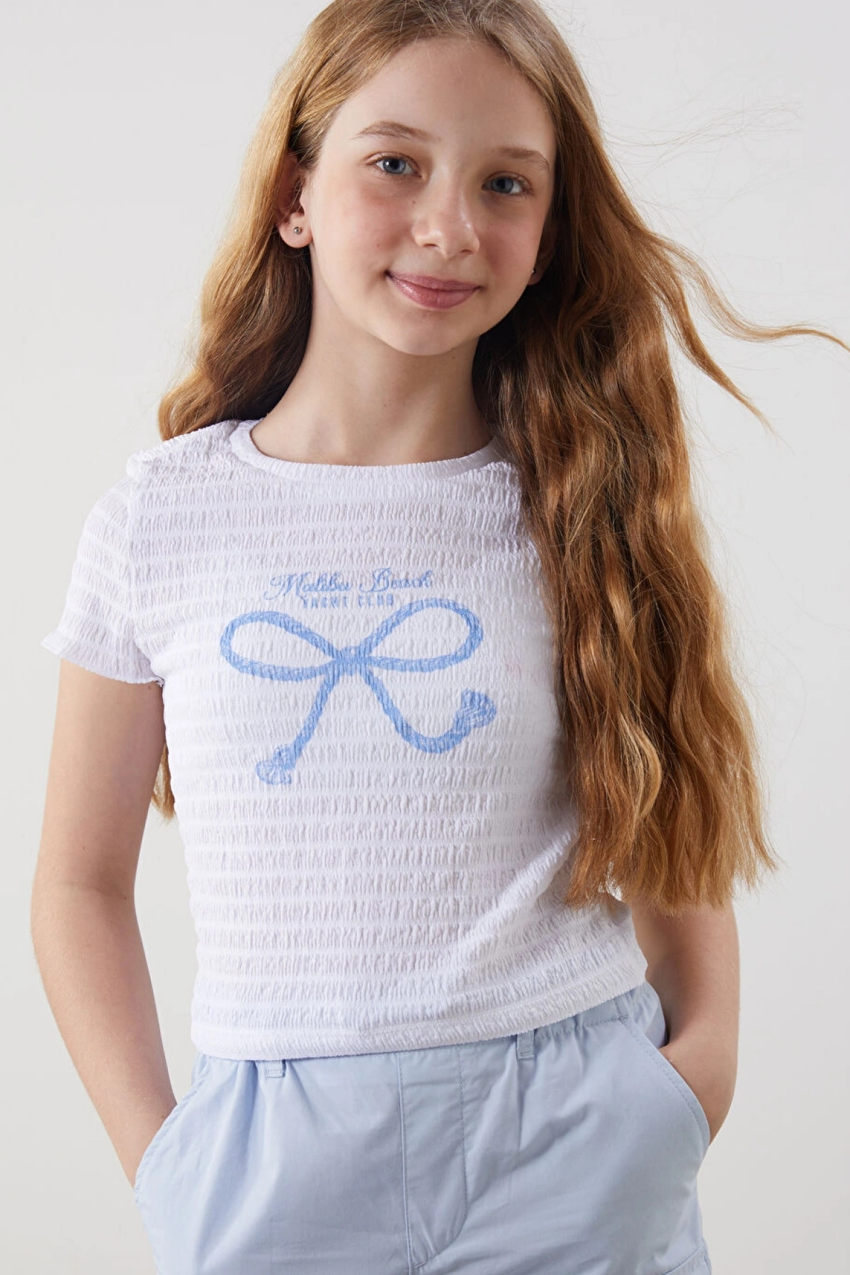 LCW Kids Beyaz Bisiklet Yaka Fiyonk Baskılı Kız Çocuk Tişört