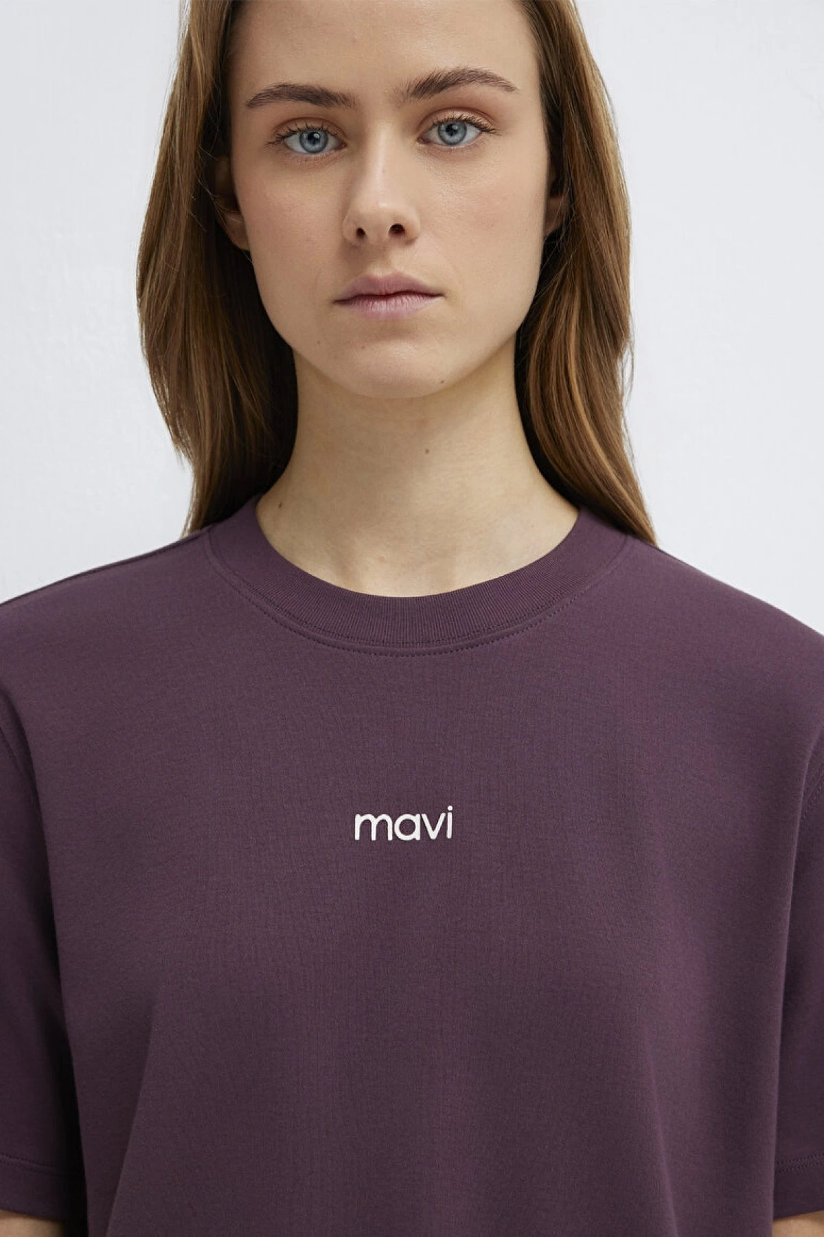 Mavi Logo Baskılı İnterlok Mor Tişört