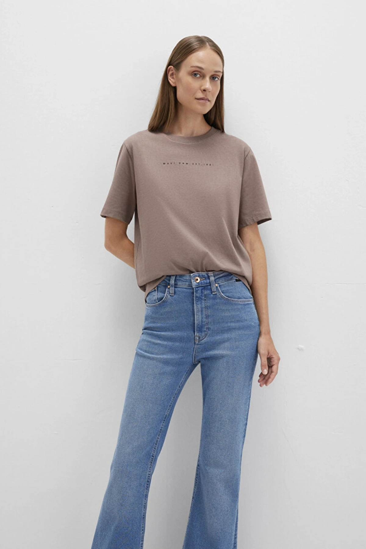 Mavi Baskılı Kahverengi Tişört Regular Fit / Normal Kesim