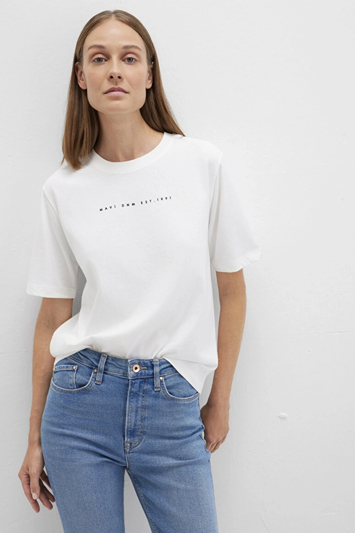 Mavi Baskılı Ekru Tişört